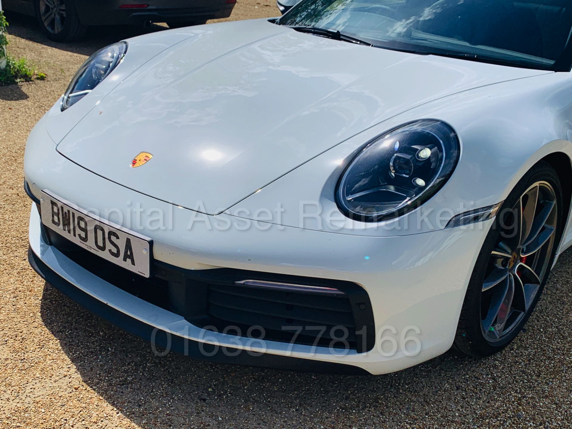 PORSCHE 911 *CARRERA S* (2019 - ALL NEW 992 MODEL) AUTO PDK - SAT NAV - CHRONO PACK *MASSIVE SPEC* - Image 38 of 87