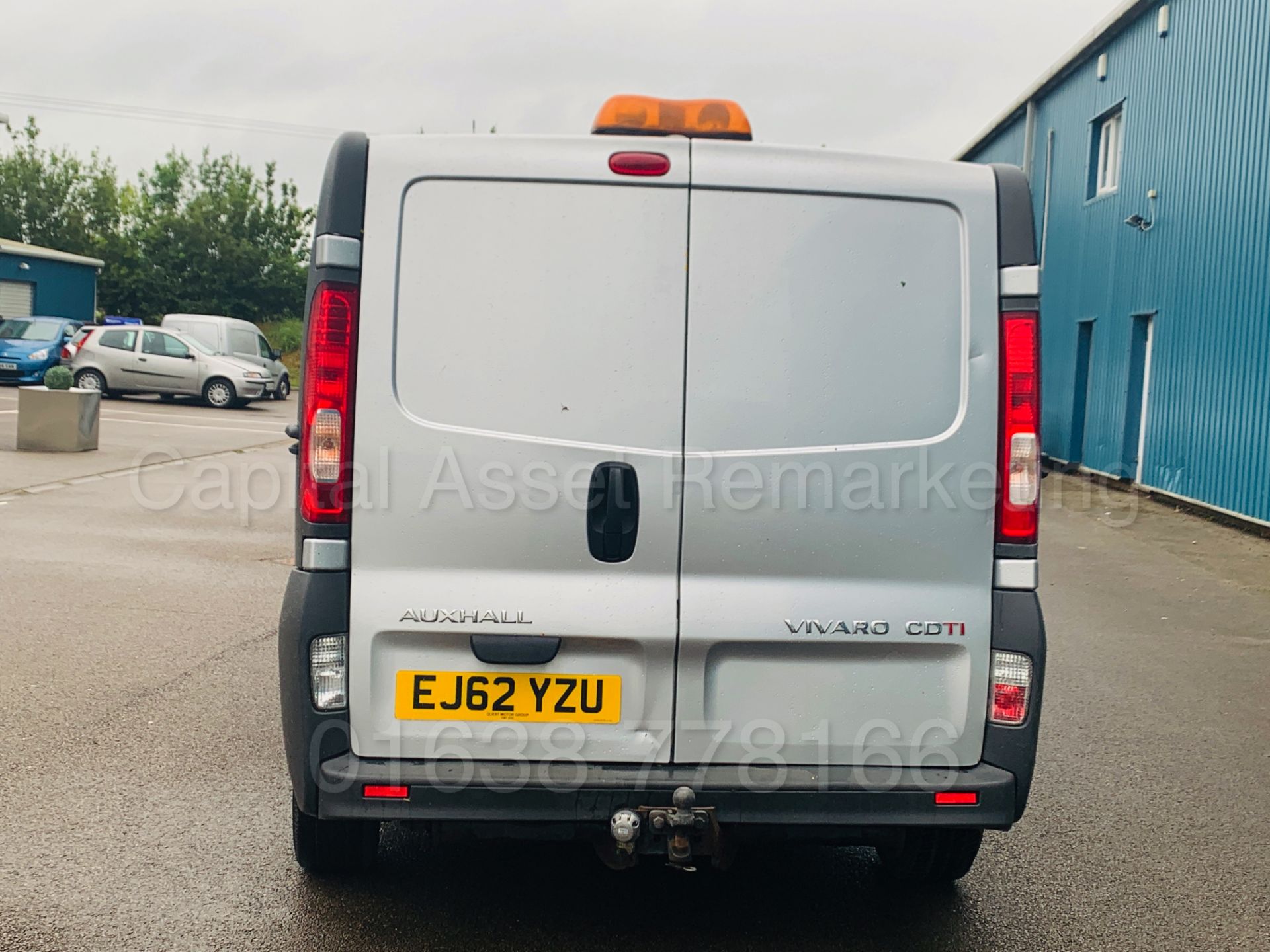 (On Sale) VAUXHALL VIVARO 2900 *LWB - CREW VAN* (62 REG) '2.0 CDTI - 115 BHP - 6 SPEED' *AIR CON* - Image 10 of 36