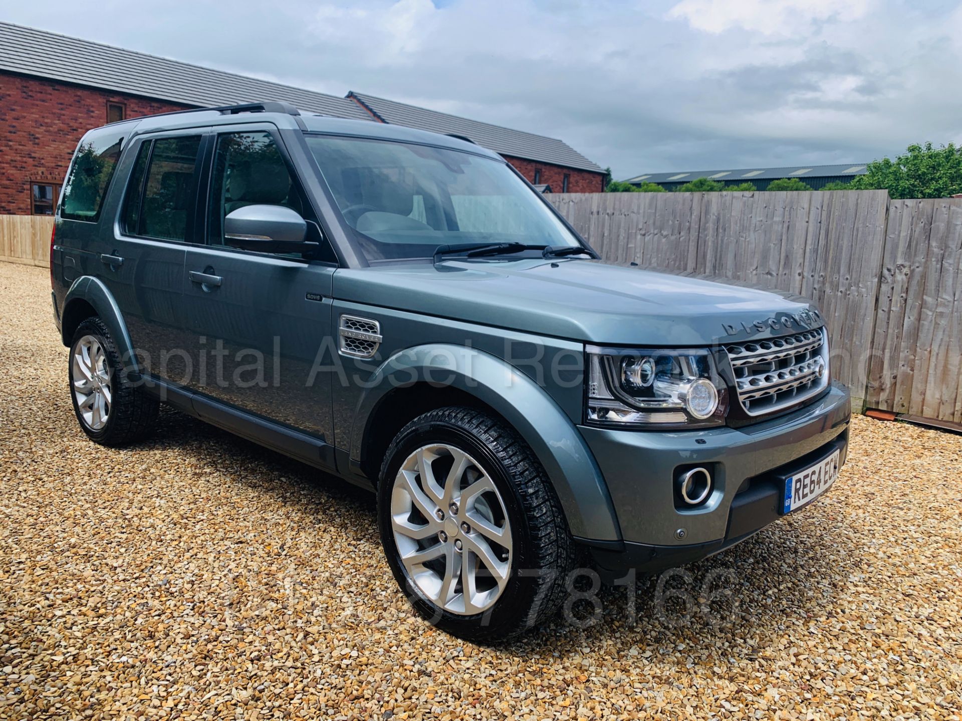 (On Sale) LAND ROVER DISCOVERY 4 *HSE* 7 SEATER SUV (64 REG) '3.0 SDV6 -8 SPEED AUTO' *MASSIVE SPEC* - Image 12 of 72