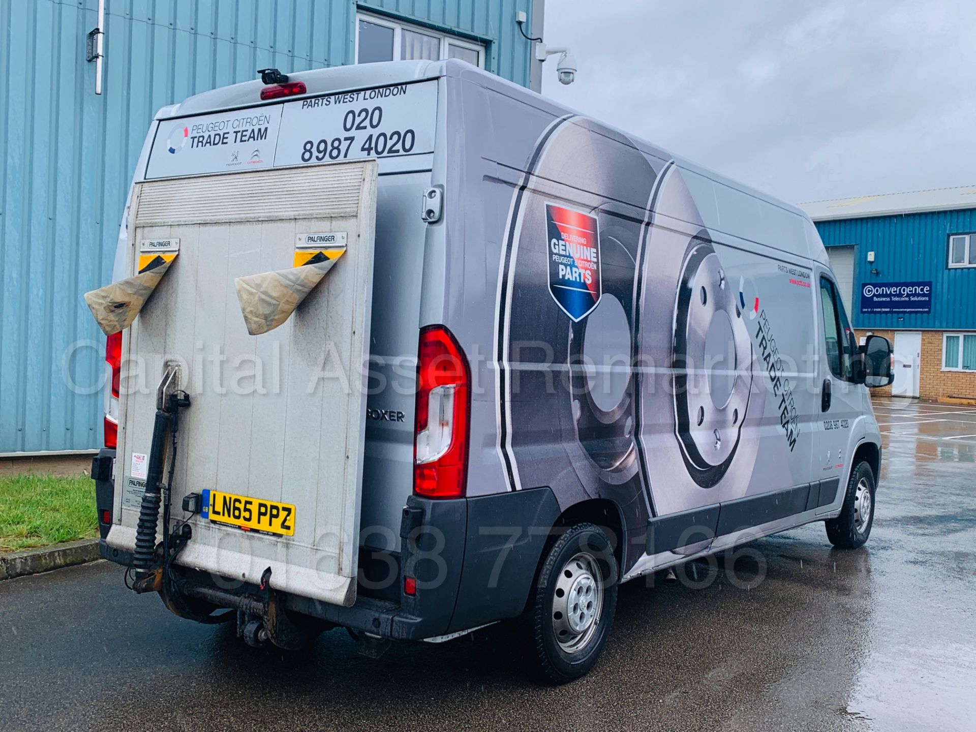 PEUGEOT BOXER *PROFESSIONAL* LWB HI-ROOF (2016 MODEL) '2.2 HDI -6 SPEED' *A/C - SAT NAV* (TAIL-LIFT) - Image 7 of 43