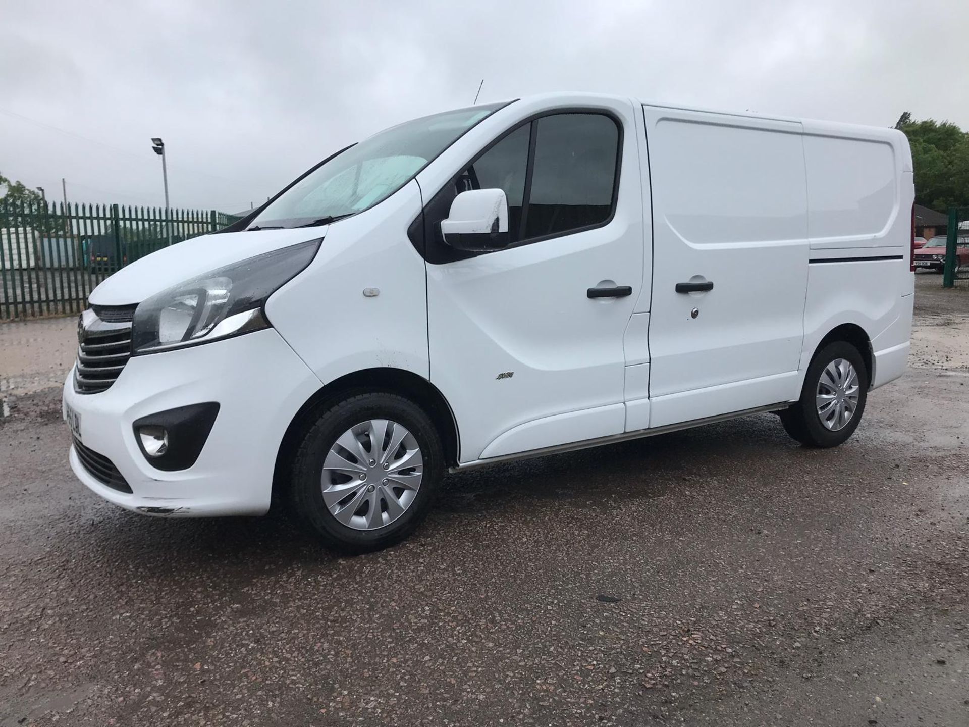 (On Sale) VAUXHALL VIVARO *SPORTIVE* PANEL VAN (65 REG) '1.6 CDTI - 115 BHP - 6 SPEED' **AIR CON** - Image 4 of 21