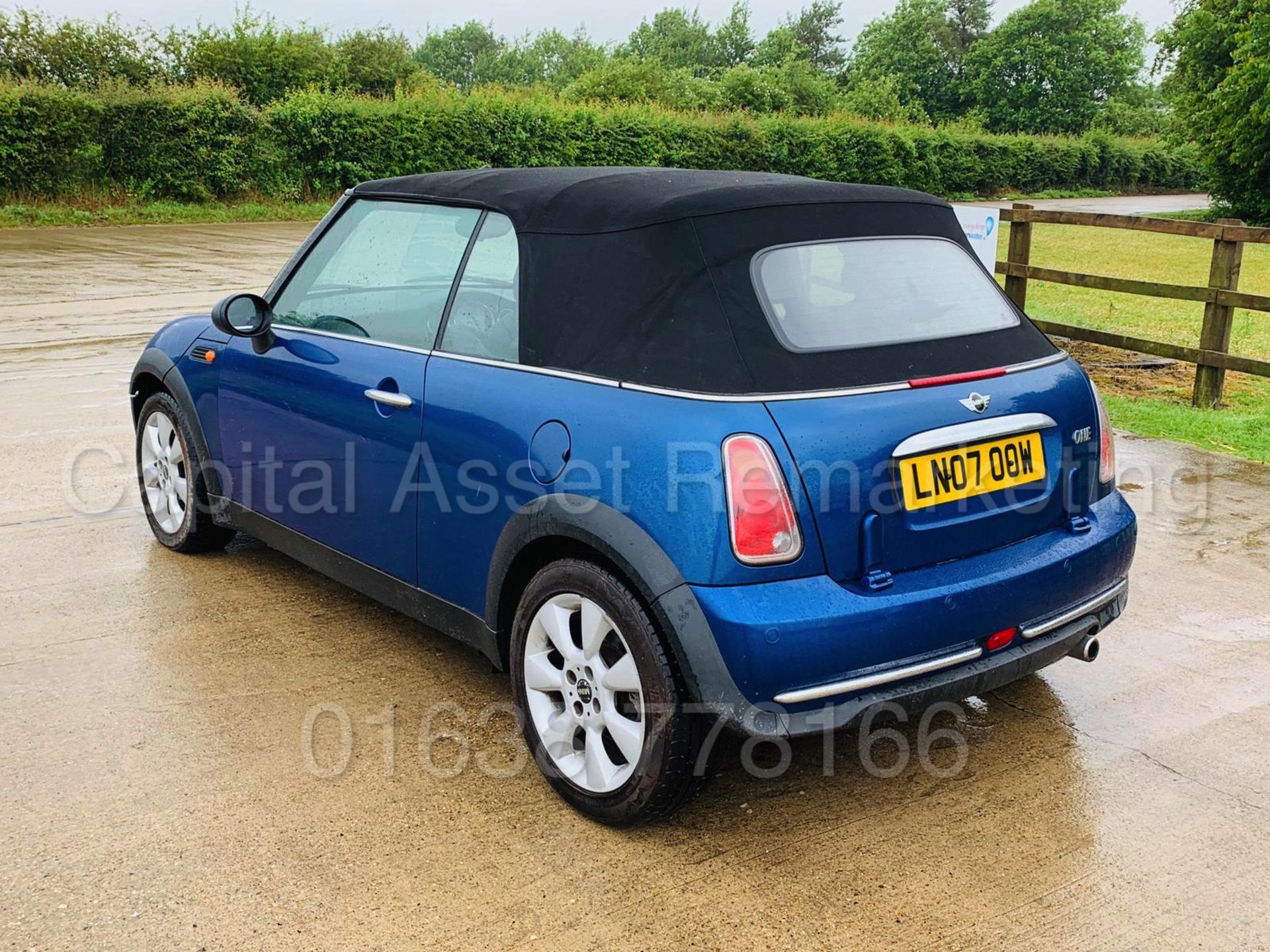 (On Sale) MINI ONE *CABRIOLET* 3 DOOR (2007) '1.6 PETROL - 90 BHP - 5 SPEED' *AIR CON* (NO VAT) - Image 6 of 22