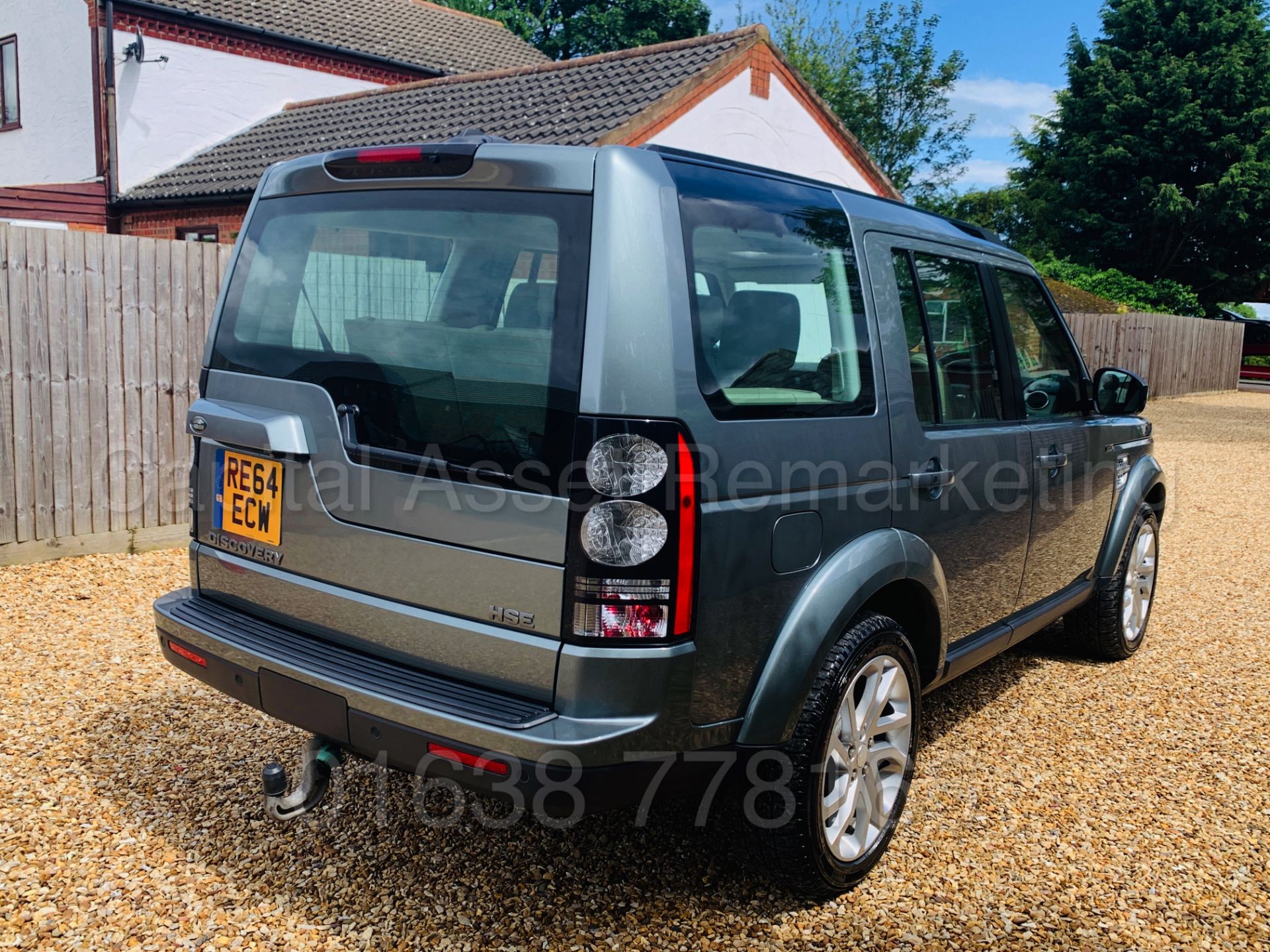 (On Sale) LAND ROVER DISCOVERY 4 *HSE* 7 SEATER SUV (64 REG) '3.0 SDV6 -8 SPEED AUTO' *MASSIVE SPEC* - Image 10 of 72