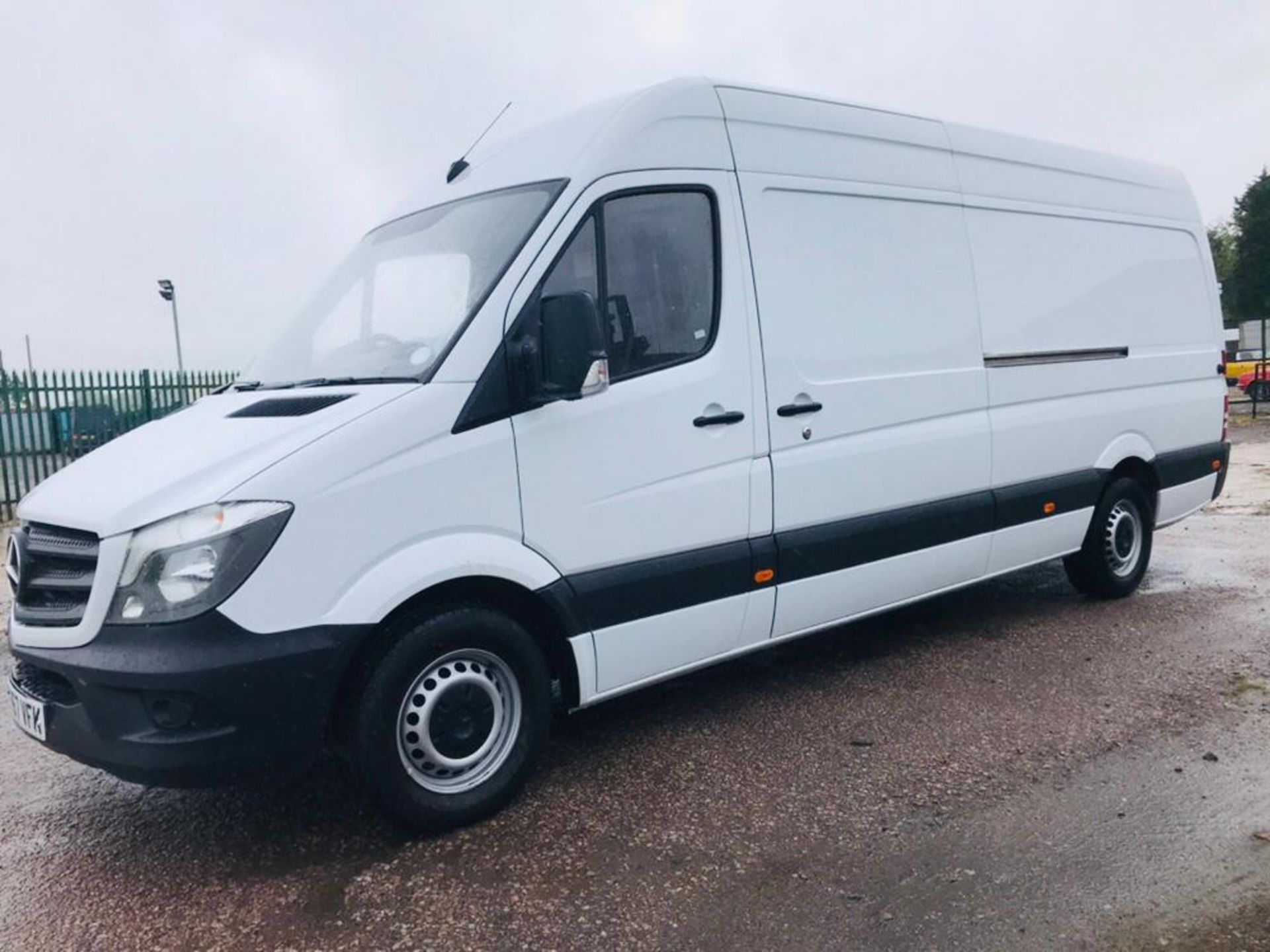 MERCEDES SPRINTER 314CDI "LWB" 4.2MTR - HIGH TOP - 2018 MODEL - 1 KEEPER - ONLY 44K MILES - WOW!!! - Image 4 of 19