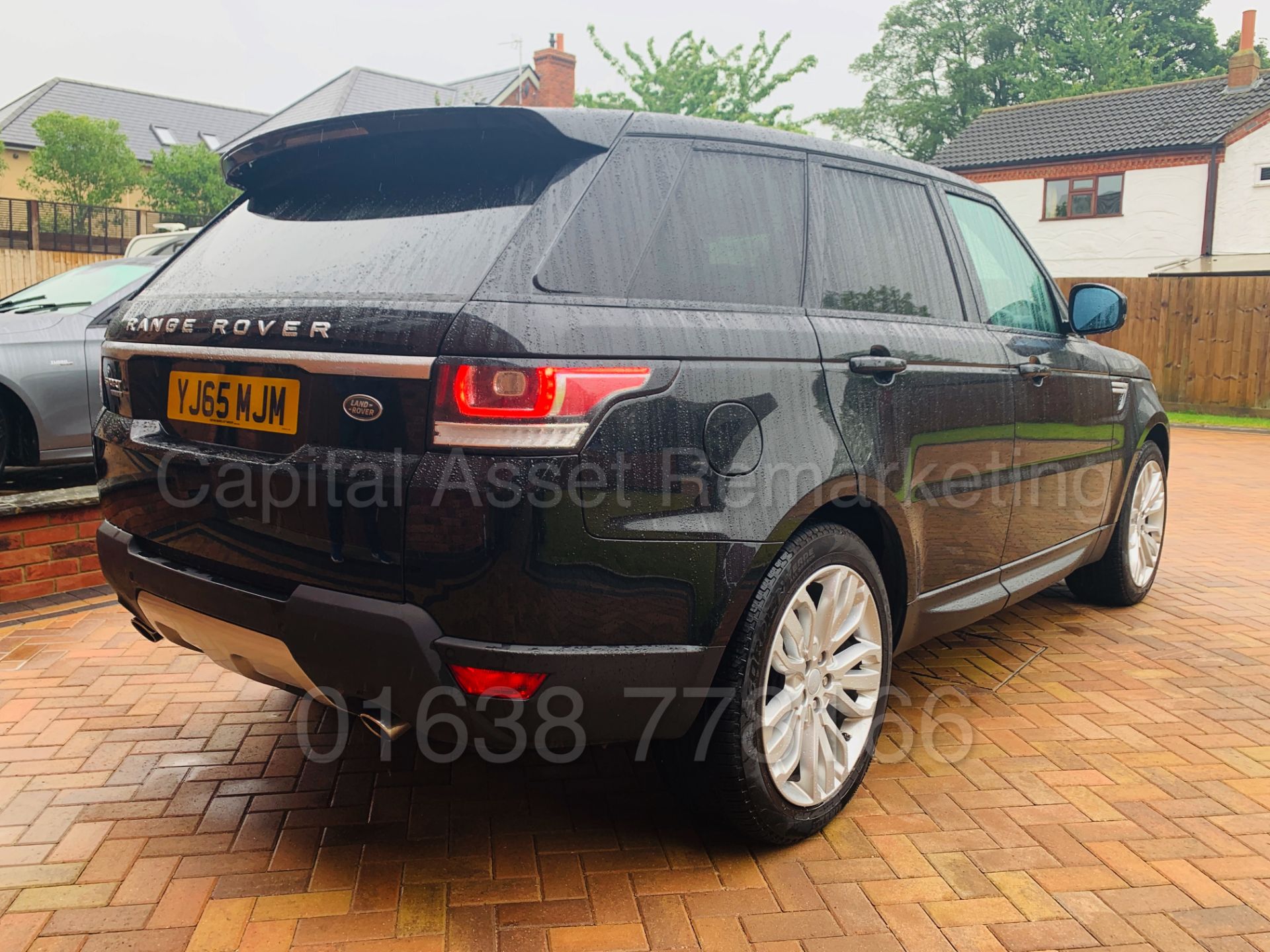 RANGE ROVER SPORT *HSE EDITION* (2016 MODEL) '3.0 SDV6 - 306 BHP - 8 SPEED AUTO' *HUGE SPEC* - Image 10 of 60