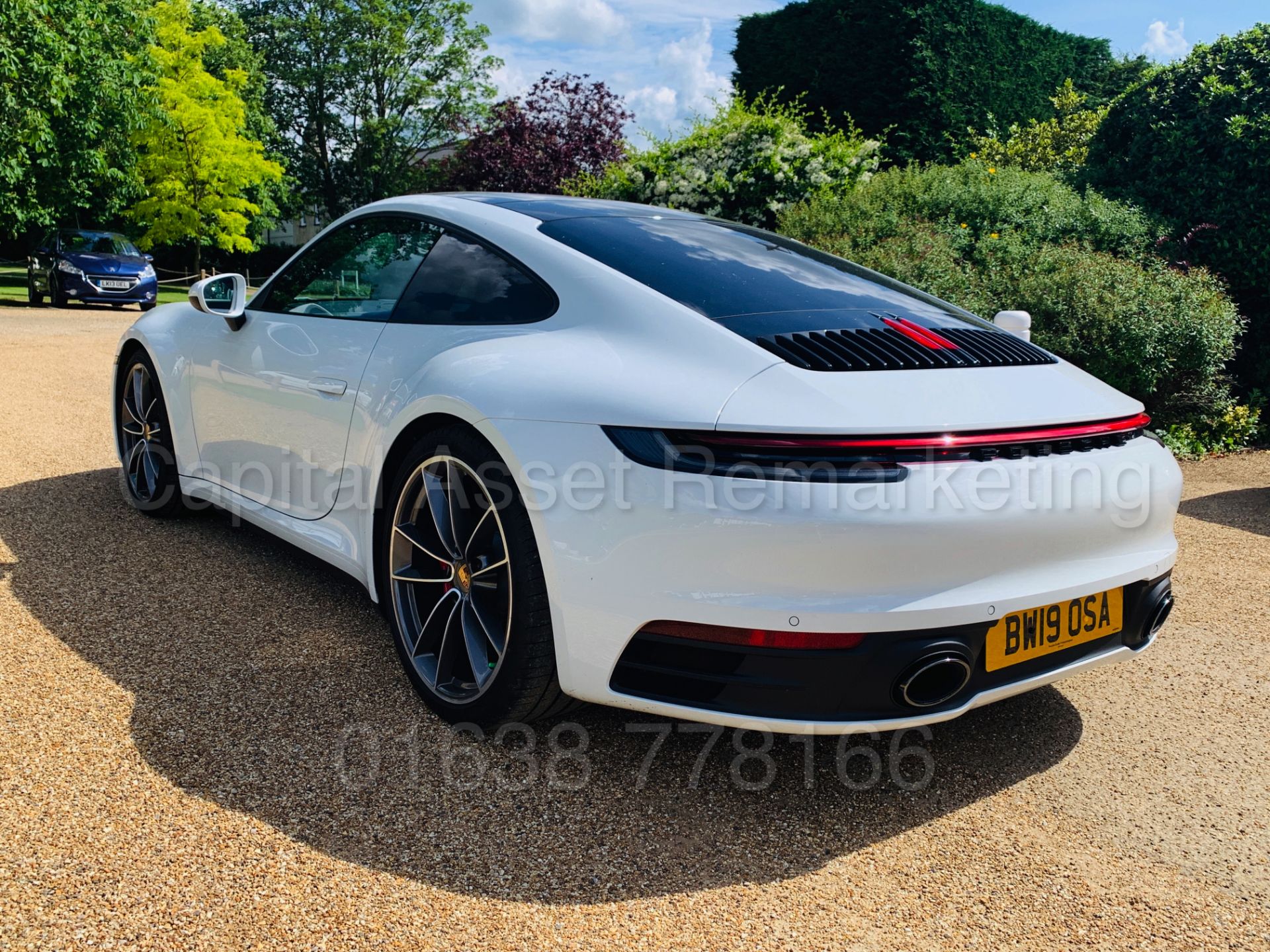 PORSCHE 911 *CARRERA S* (2019 - ALL NEW 992 MODEL) AUTO PDK - SAT NAV - CHRONO PACK *MASSIVE SPEC* - Image 19 of 87