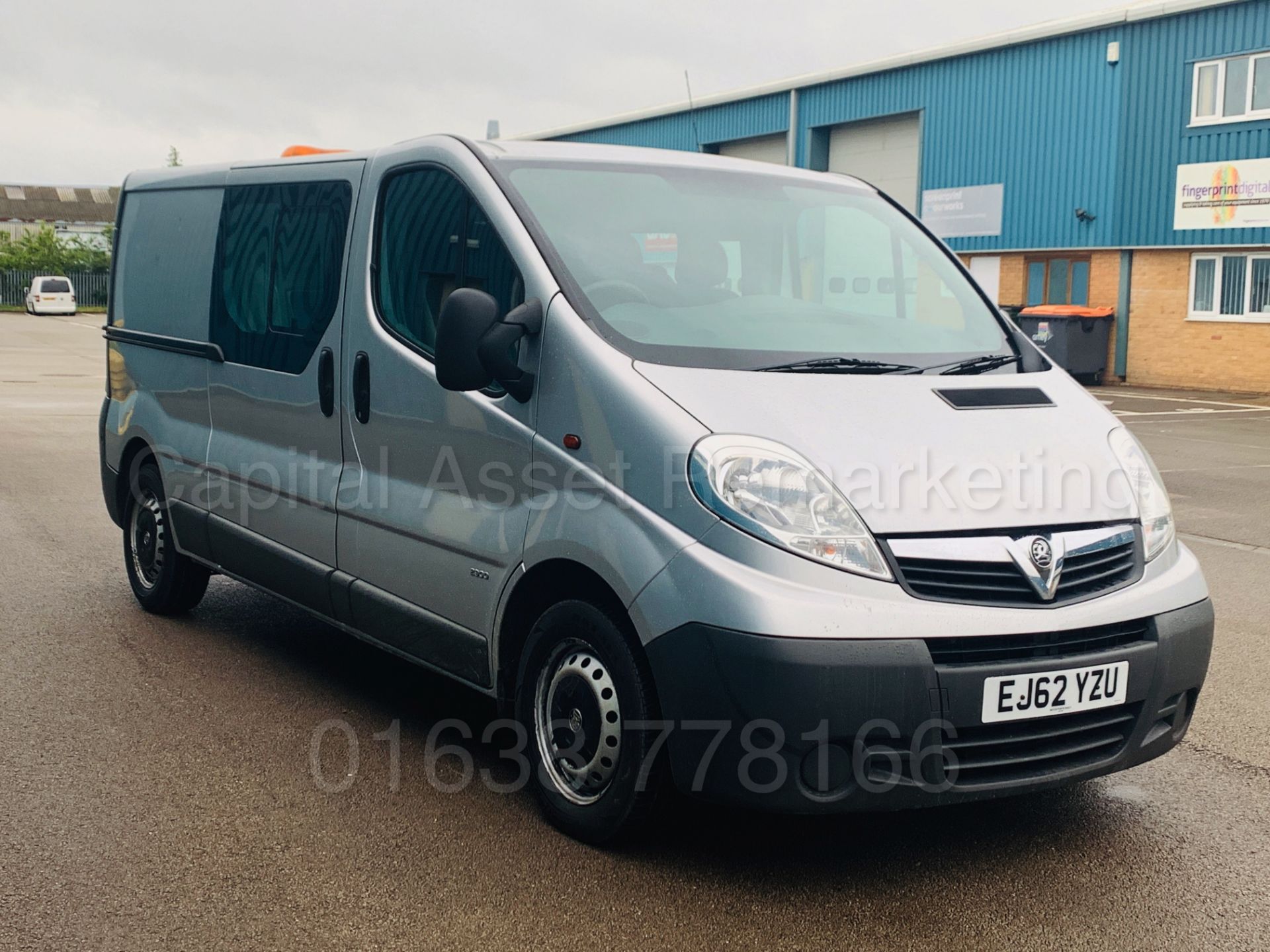 (On Sale) VAUXHALL VIVARO 2900 *LWB - CREW VAN* (62 REG) '2.0 CDTI - 115 BHP - 6 SPEED' *AIR CON* - Image 3 of 36