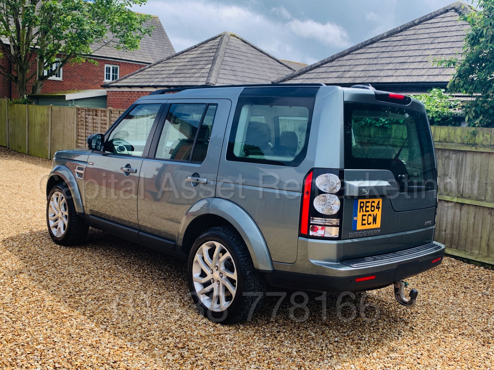 (On Sale) LAND ROVER DISCOVERY 4 *HSE* 7 SEATER SUV (64 REG) '3.0 SDV6 -8 SPEED AUTO' *MASSIVE SPEC* - Image 7 of 72