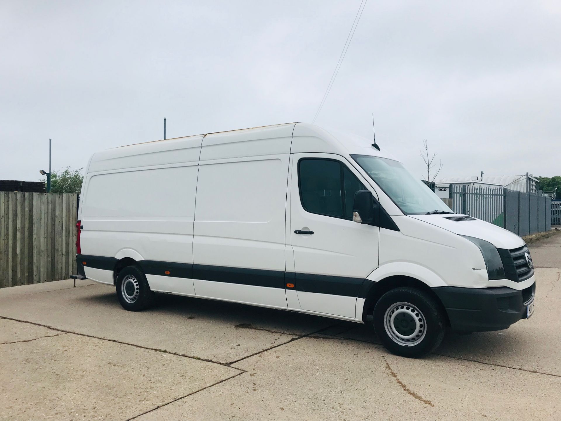 VOLKSWAGEN CRAFTER 2.0TDI "136"BHP LONG WHEEL BASE HI TOP - 16 REG - 1 KEEPER - 4.2 METRE LWB - Image 2 of 16