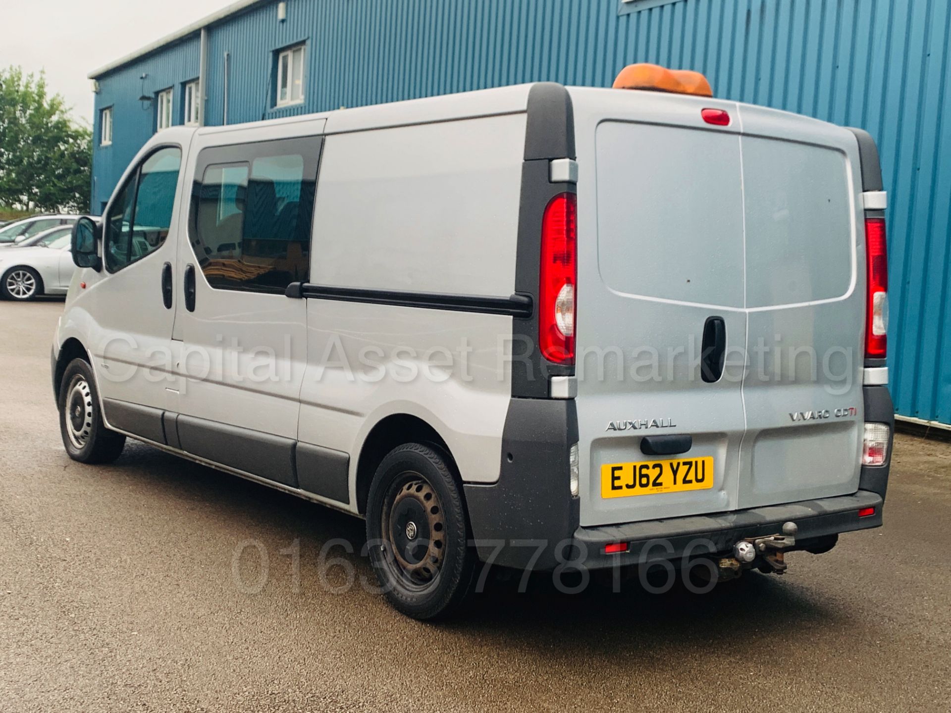 (On Sale) VAUXHALL VIVARO 2900 *LWB - CREW VAN* (62 REG) '2.0 CDTI - 115 BHP - 6 SPEED' *AIR CON* - Image 9 of 36