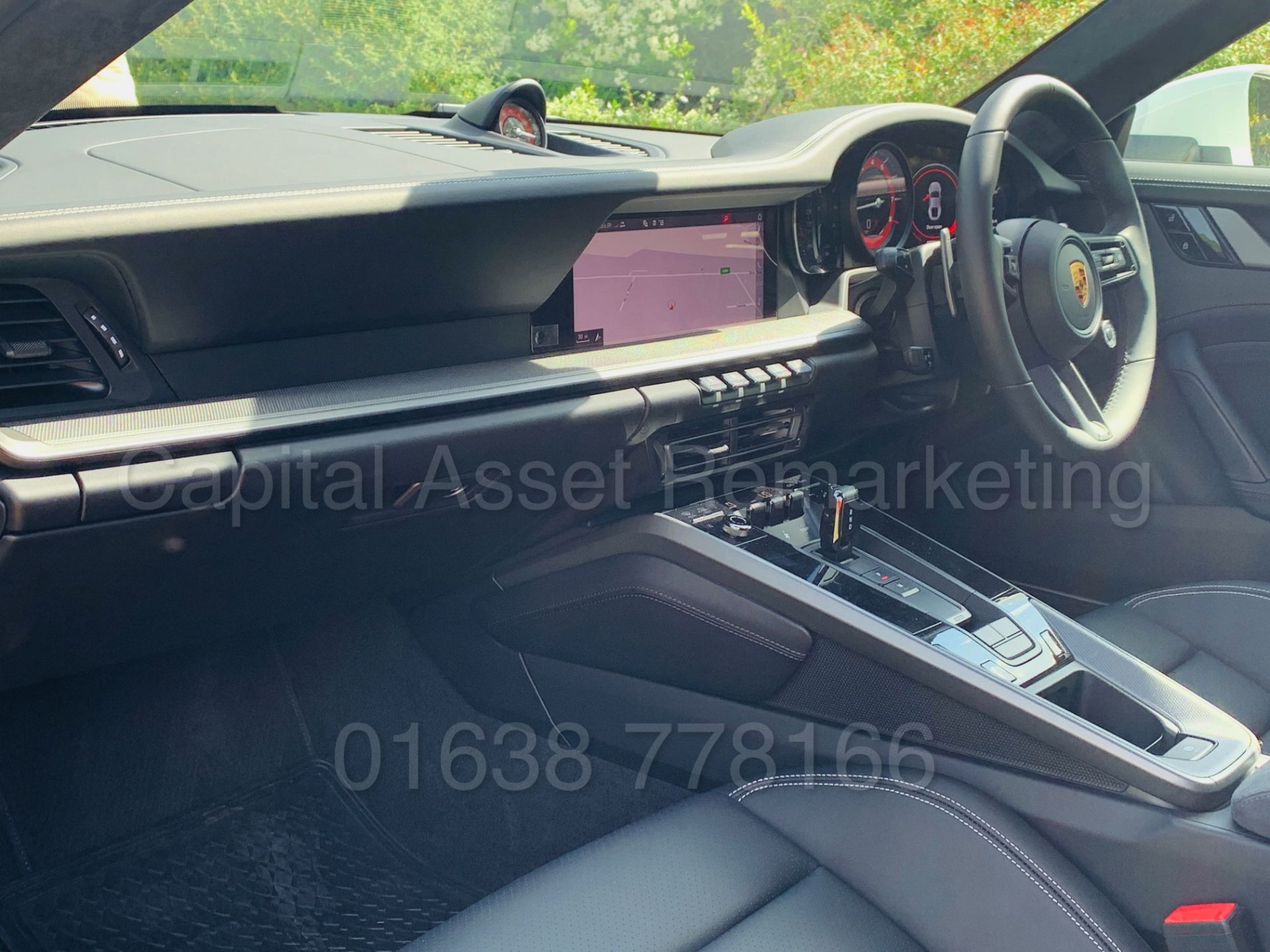 PORSCHE 911 *CARRERA S* (2019 - ALL NEW 992 MODEL) AUTO PDK - SAT NAV - CHRONO PACK *MASSIVE SPEC* - Image 47 of 87