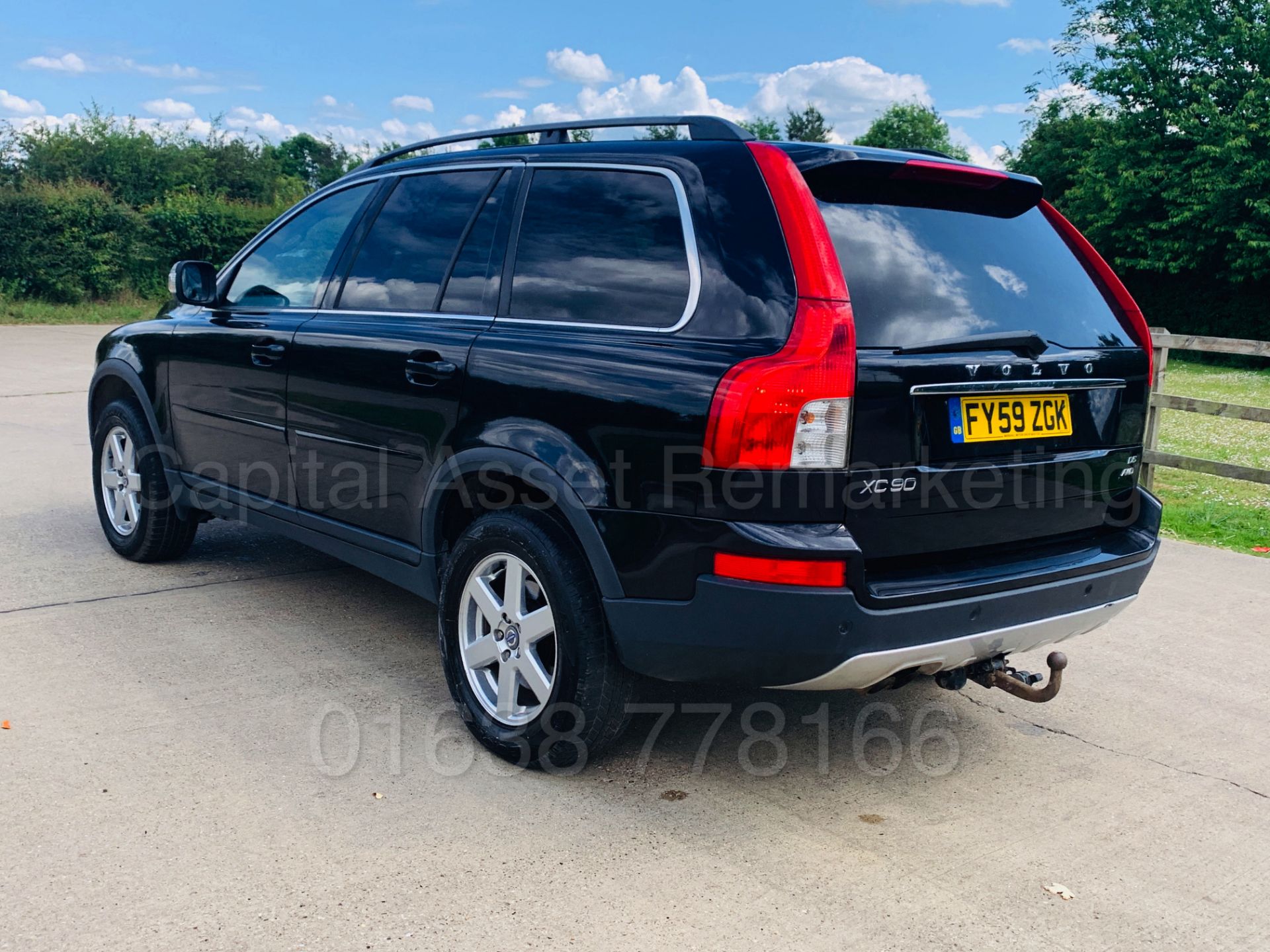 (On Sale) VOLVO XC90 *ACTIVE EDITION* 7 SEATER SUV (59 REG) '2.4 DIESEL - AUTO' *HUGE SPEC* (NO VAT) - Image 5 of 43