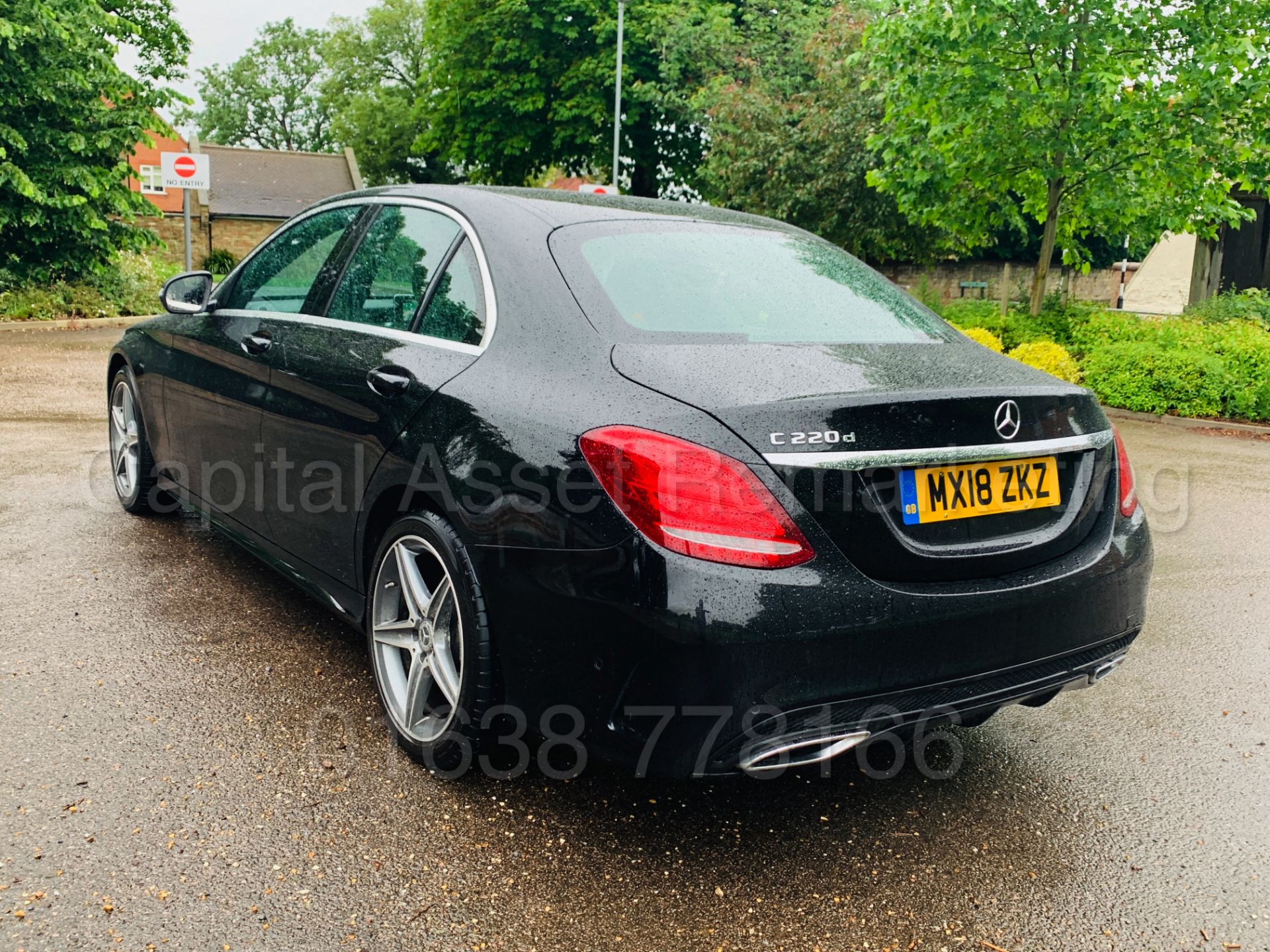 (On Sale) MERCEDES-BENZ C220D *AMG* SALOON (2018) '9G TRONIC AUTO - LEATHER -SAT NAV' *MASSIVE SPEC* - Image 10 of 62