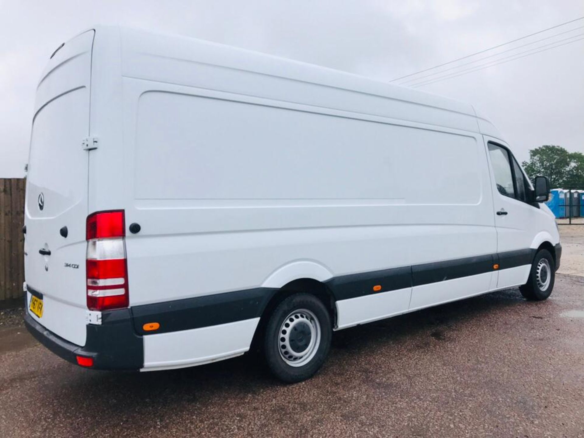 MERCEDES SPRINTER 314CDI "LWB" 4.2MTR - HIGH TOP - 2018 MODEL - 1 KEEPER - ONLY 44K MILES - WOW!!! - Image 7 of 19