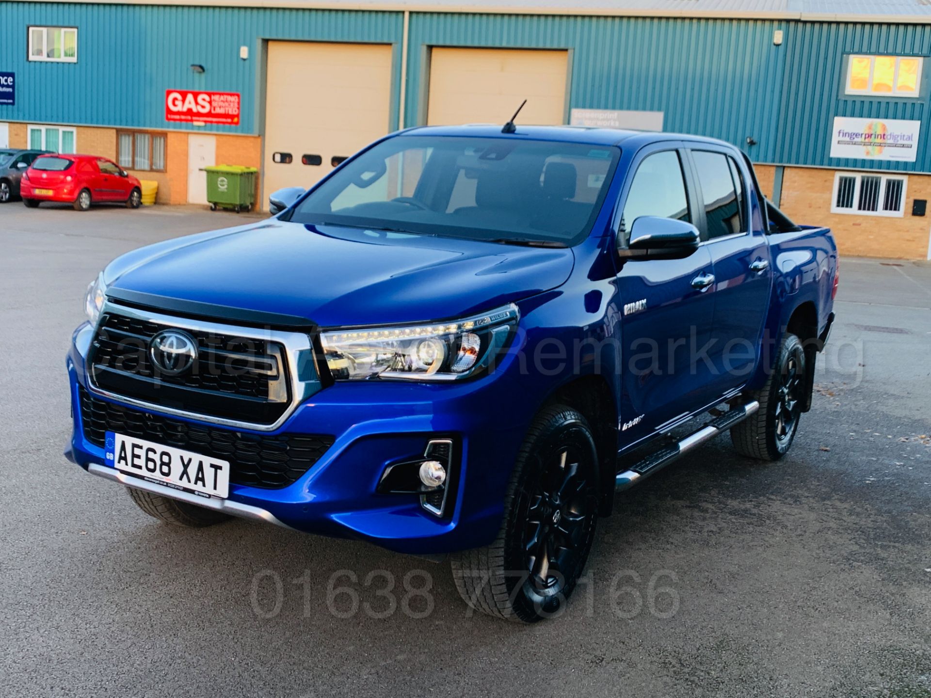 TOYOTA HILUX *INVINCIBLE X - LE* D/CAB PICK-UP (2019 MODEL) 'D-4D - AUTO - LEATHER - SAT NAV' *LOOK* - Image 5 of 65