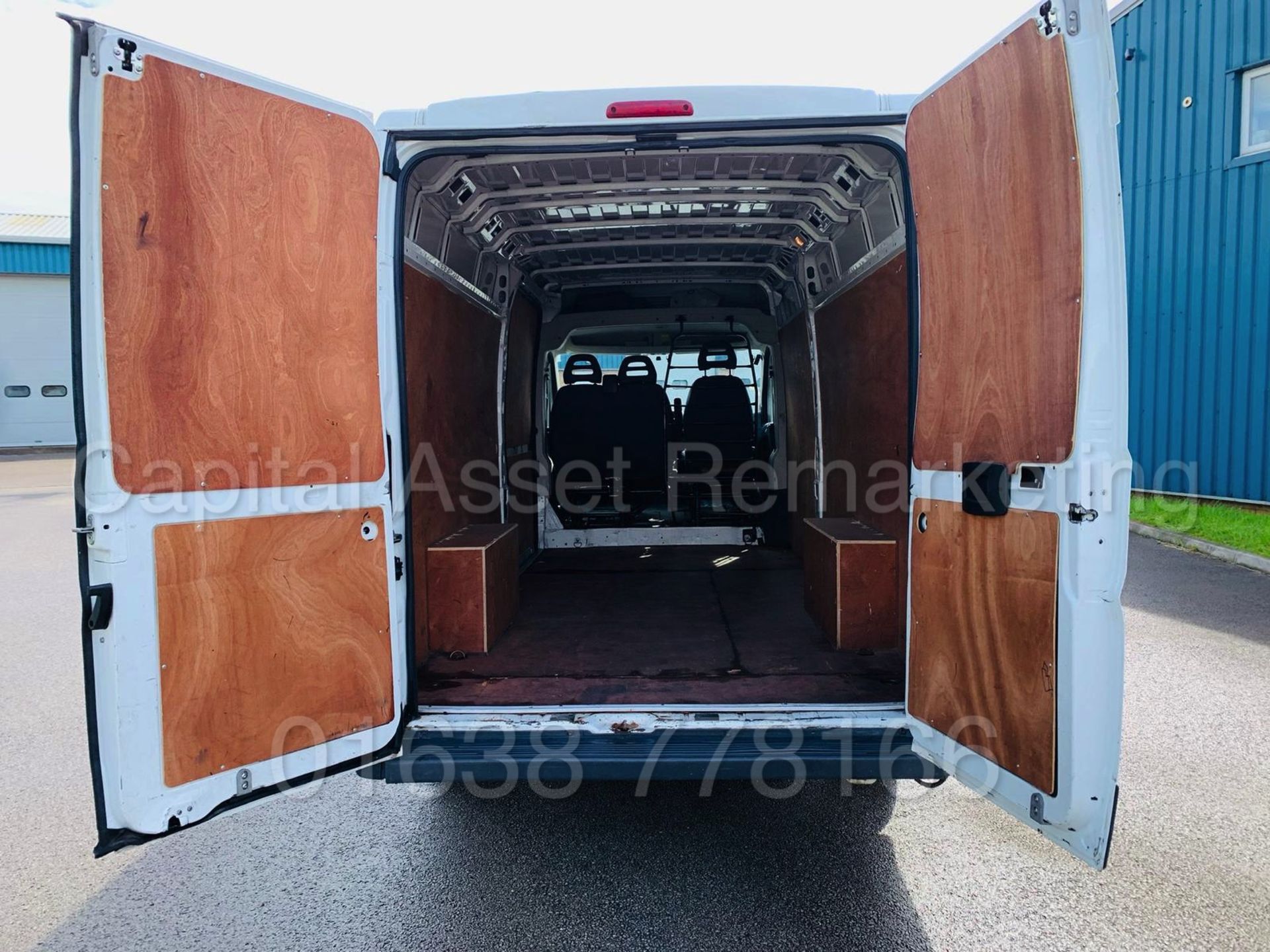 CITROEN RELAY 'L4 EXTRA LWB HI-ROOF' (2012) '2.2 HDI - 130 BHP - 6 SPEED' **LOW MILES** - Image 14 of 21