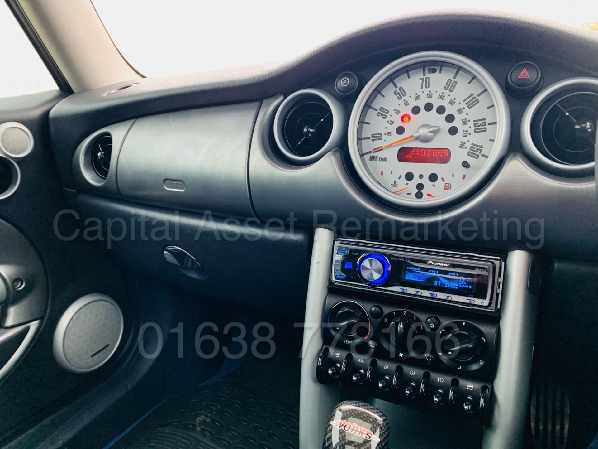 (On Sale) MINI COOPER S *JOHN COOPER WORKS* 3 DOOR (2014) '1.6 PETROL - 163 BHP' *TOP SPEC* (NO VAT) - Image 12 of 19