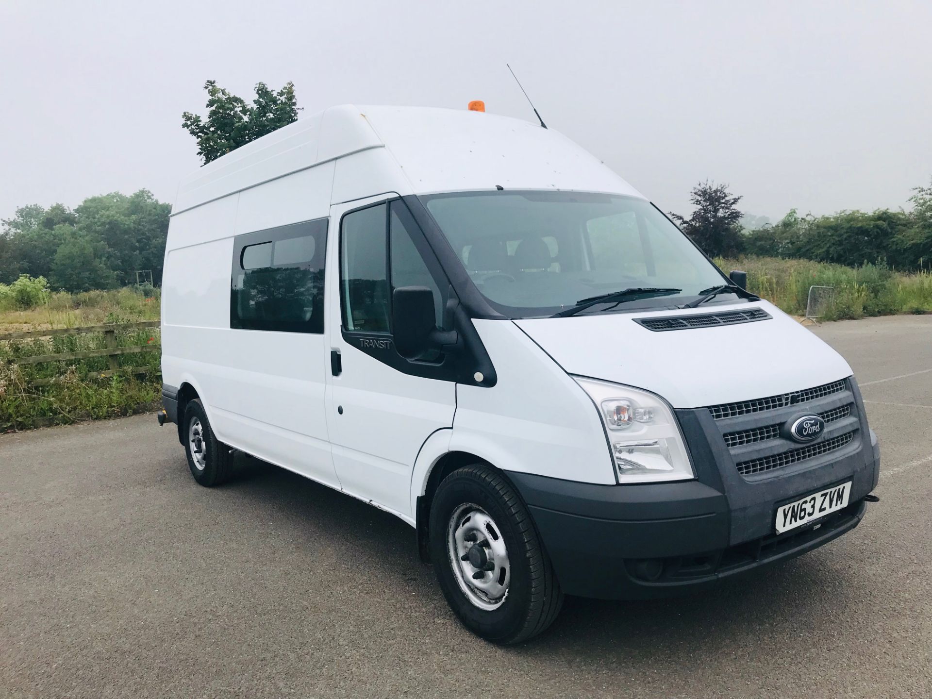 FORD TRANSIT 2.2TDCI T350L "LWB" MESSING UNIT / WELFARE VAN - 63 REG - 1 KEEPER - TOILET - HUGE SPEC - Image 3 of 24