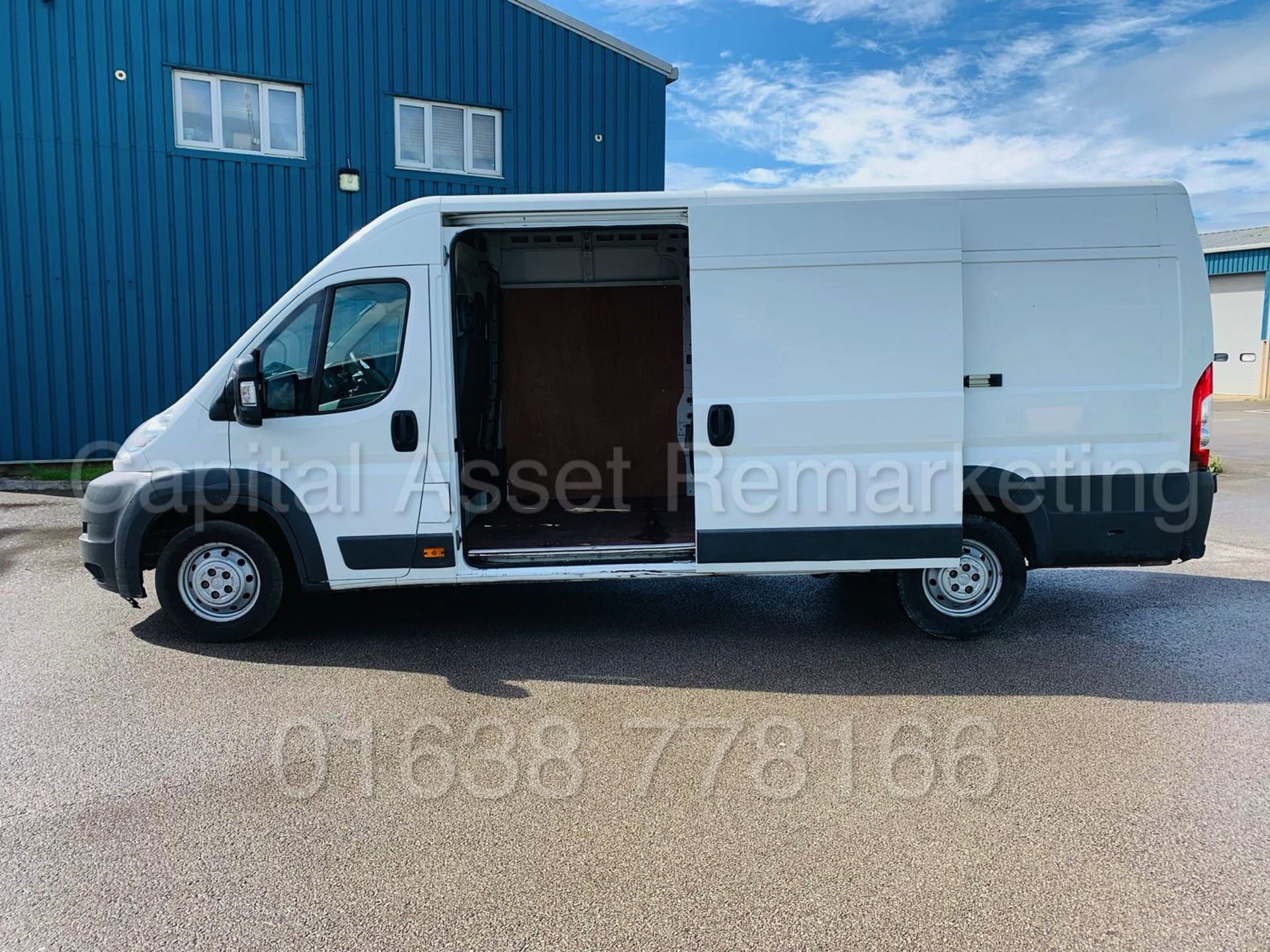 CITROEN RELAY 'L4 EXTRA LWB HI-ROOF' (2012) '2.2 HDI - 130 BHP - 6 SPEED' **LOW MILES** - Image 13 of 21