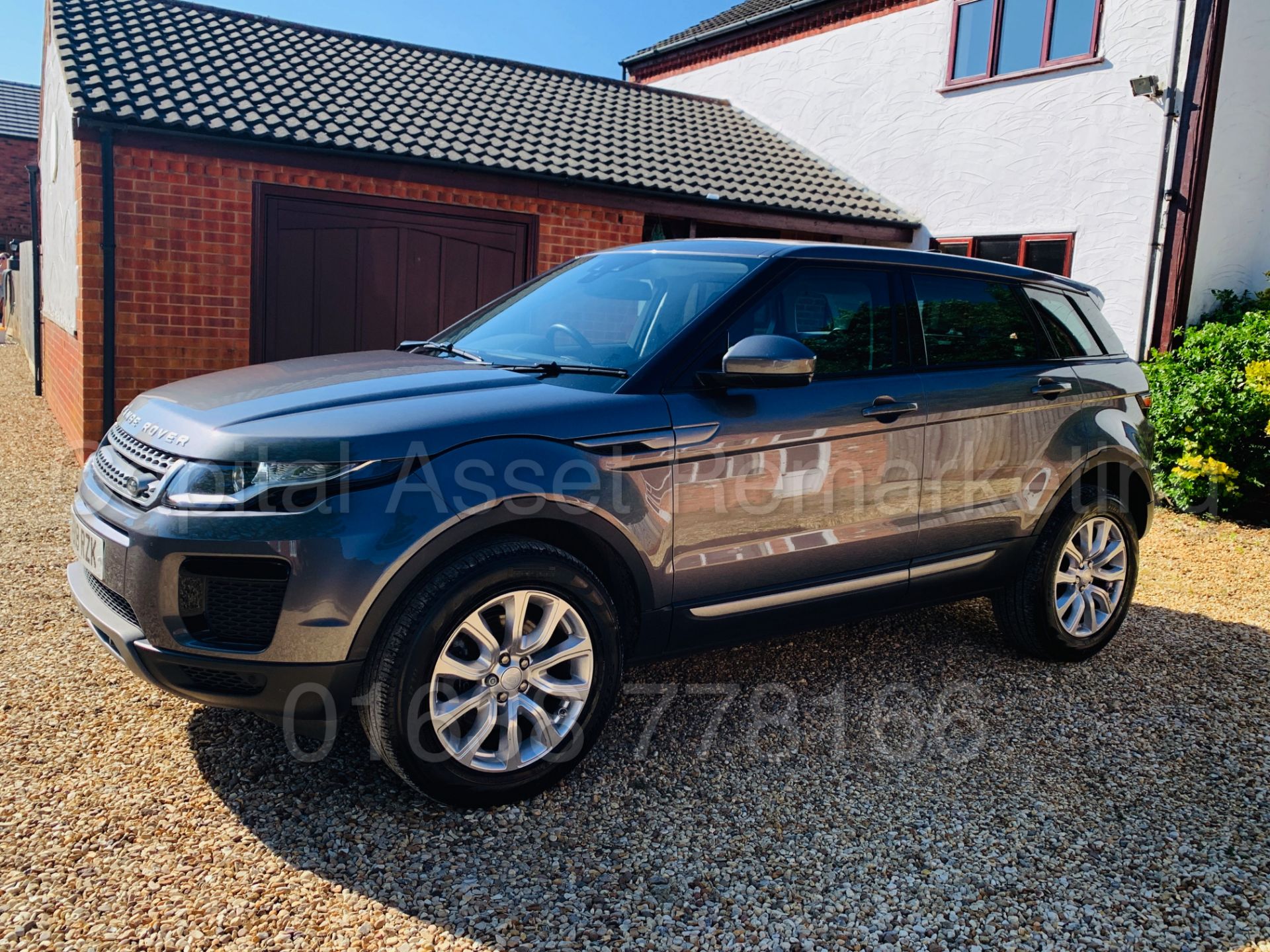 (On Sale) RANGE ROVER EVOQUE '5 DOOR' (2018) '2.0 TD4 -180 BHP- AUTO' *LEATHER -SAT NAV* (HUGE SPEC) - Image 6 of 55