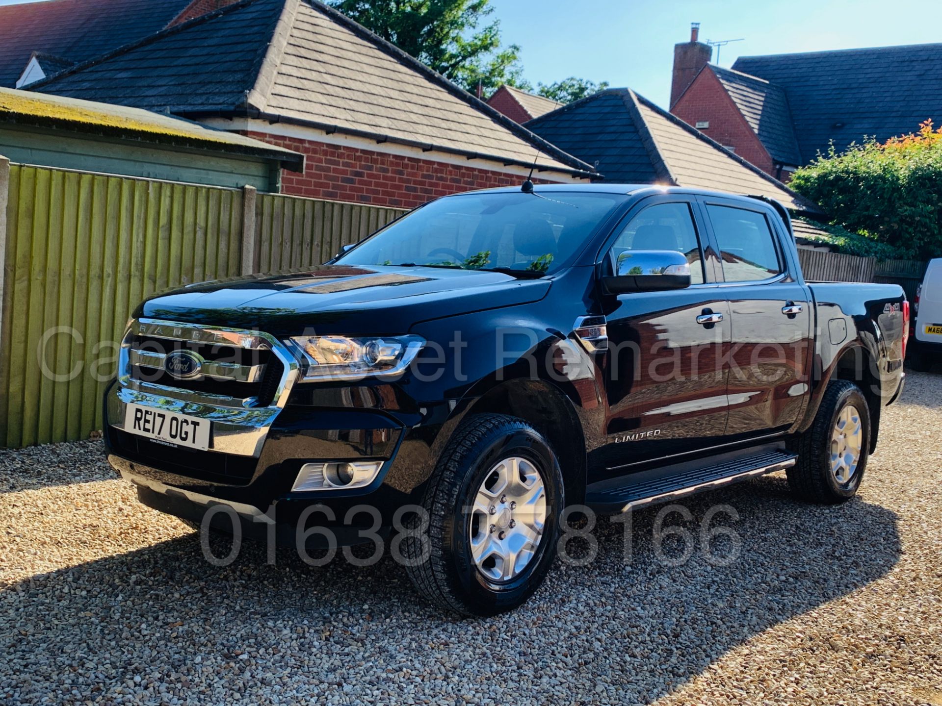 (On Sale) FORD RANGER *LIMITED* D/CAB (2017) '3.2 TDCI - 200 BHP-AUTO' *LEATHER - SAT NAV* (1 OWNER) - Image 4 of 49