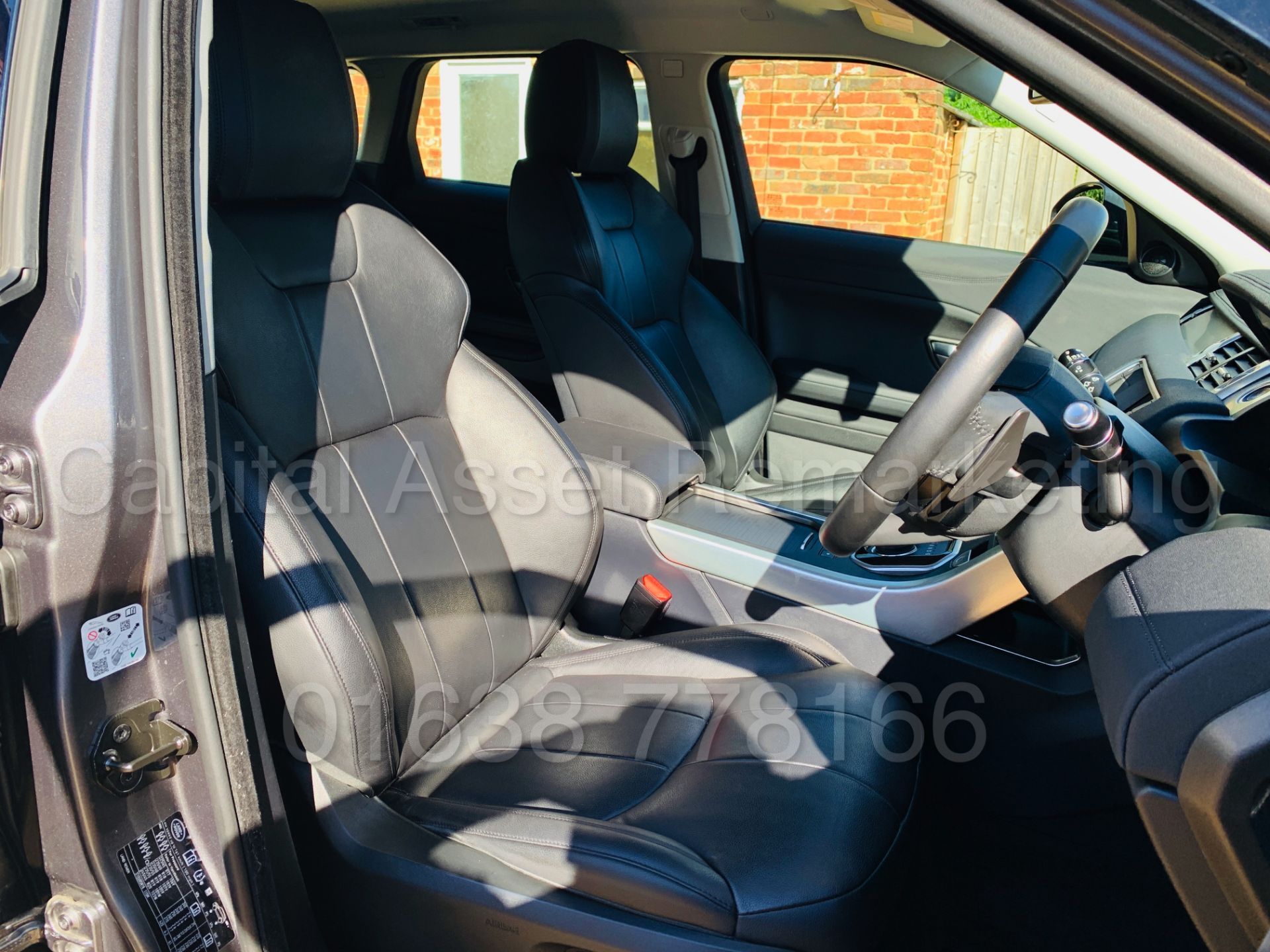 (On Sale) RANGE ROVER EVOQUE '5 DOOR' (2018) '2.0 TD4 -180 BHP- AUTO' *LEATHER -SAT NAV* (HUGE SPEC) - Image 39 of 55