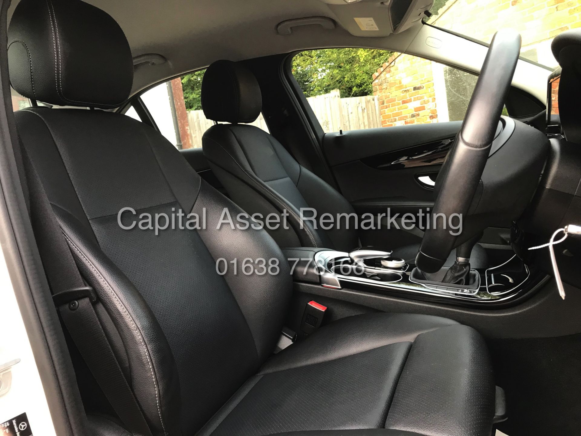 MERCEDES C200d "SPECIAL EQUIPMENT" (2016) 1 OWNER FSH *GREAT SPEC* FULL LEATHER - CLIMATE -NEW SHAPE - Image 8 of 21