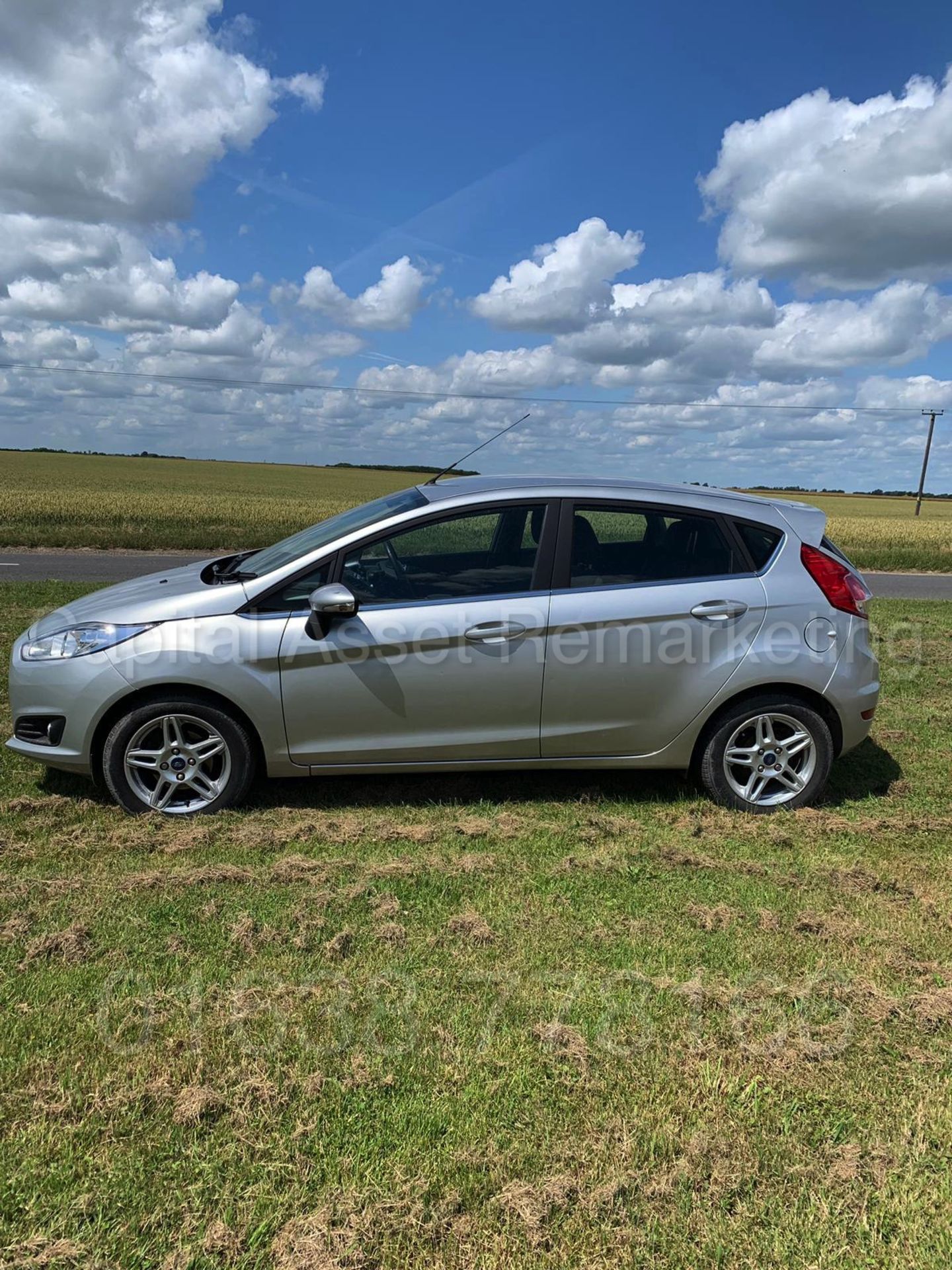 FORD FIESTA *ZETEC EDITION* 5 DOOR HATCHBACK (2013) '1.5 TDCI - 75 BHP - 5 SPEED' *AIR CON* (NO VAT)