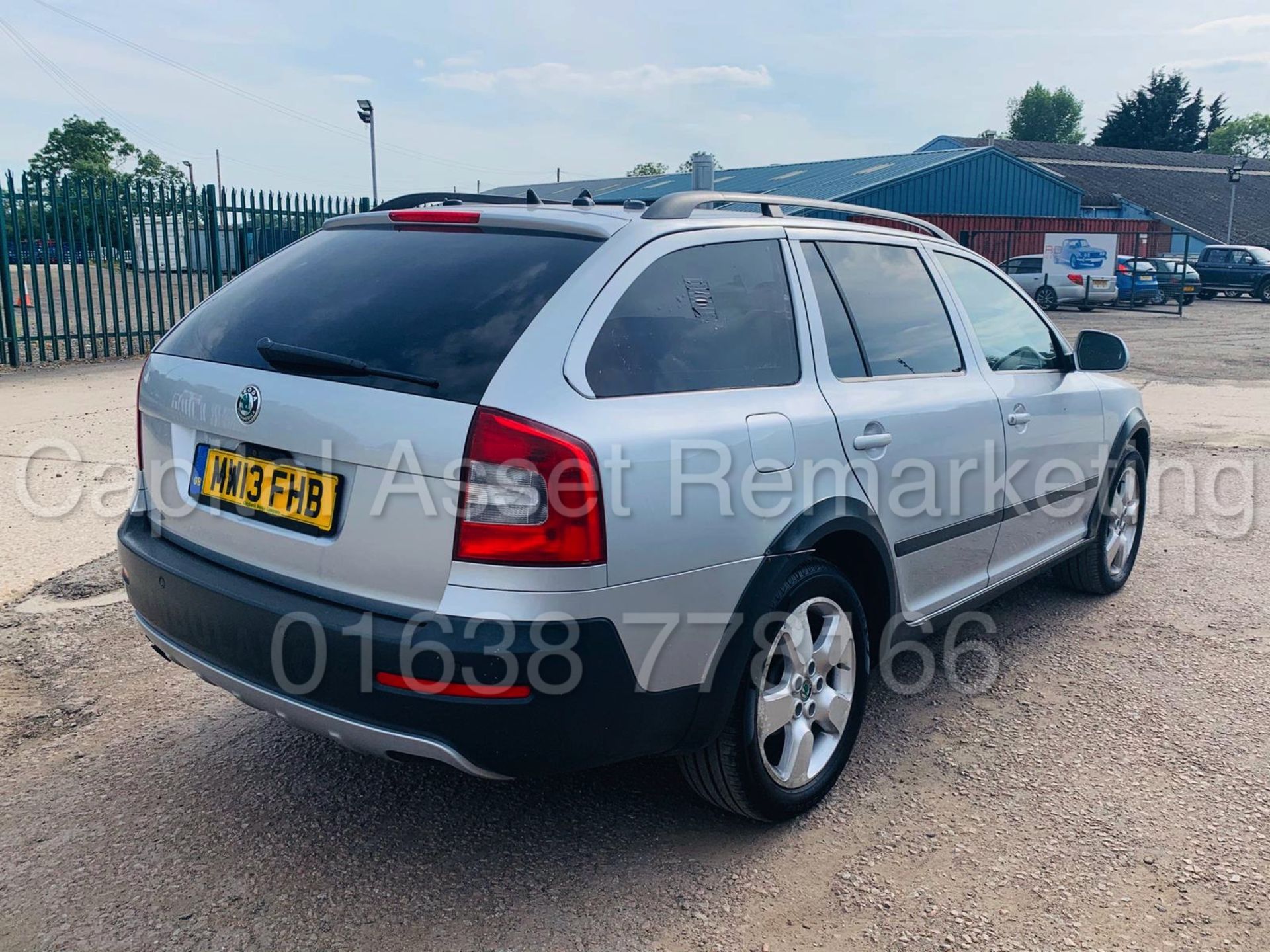 (On Sale) SKODA OCTAVIA *4X4-SCOUT EDITION* 5 DOOR ESTATE (2013) 2.0 TDI - 140 BHP -AUTO *HUGE SPEC* - Image 9 of 33