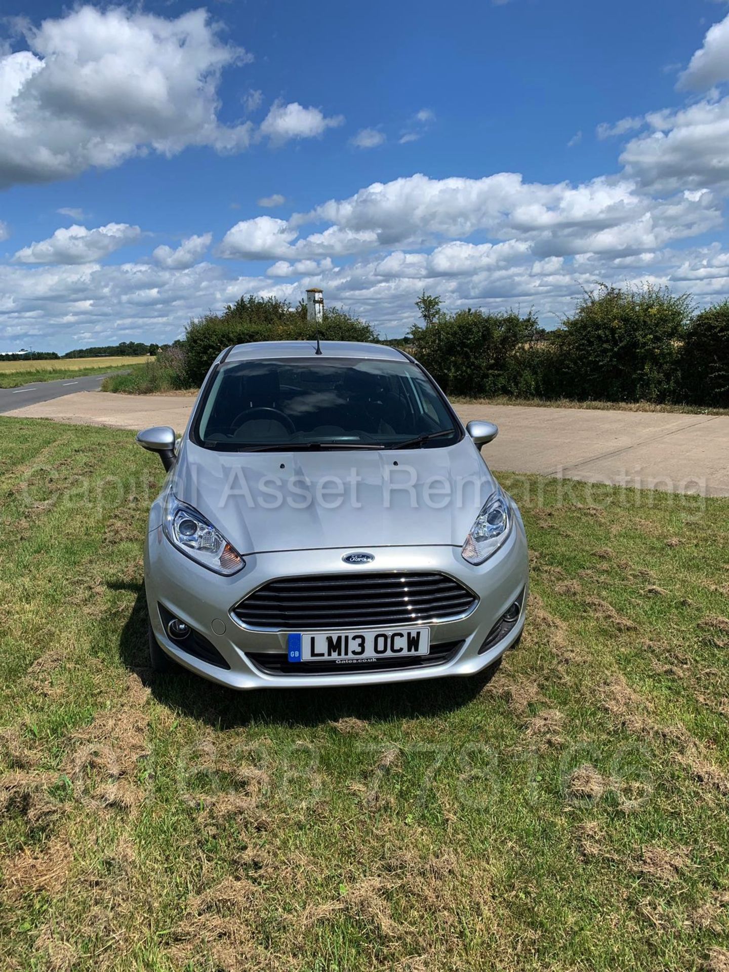 FORD FIESTA *ZETEC EDITION* 5 DOOR HATCHBACK (2013) '1.5 TDCI - 75 BHP - 5 SPEED' *AIR CON* (NO VAT) - Image 5 of 21