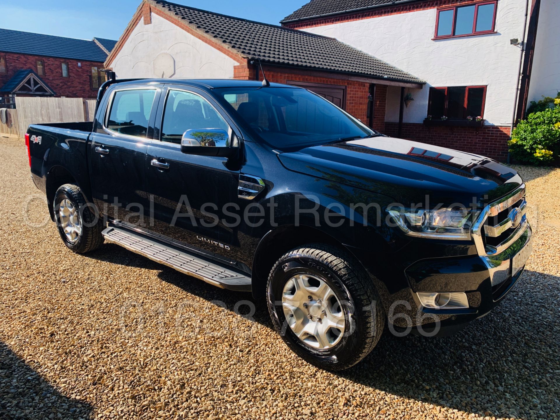 (On Sale) FORD RANGER *LIMITED* D/CAB (2017) '3.2 TDCI - 200 BHP-AUTO' *LEATHER - SAT NAV* (1 OWNER)