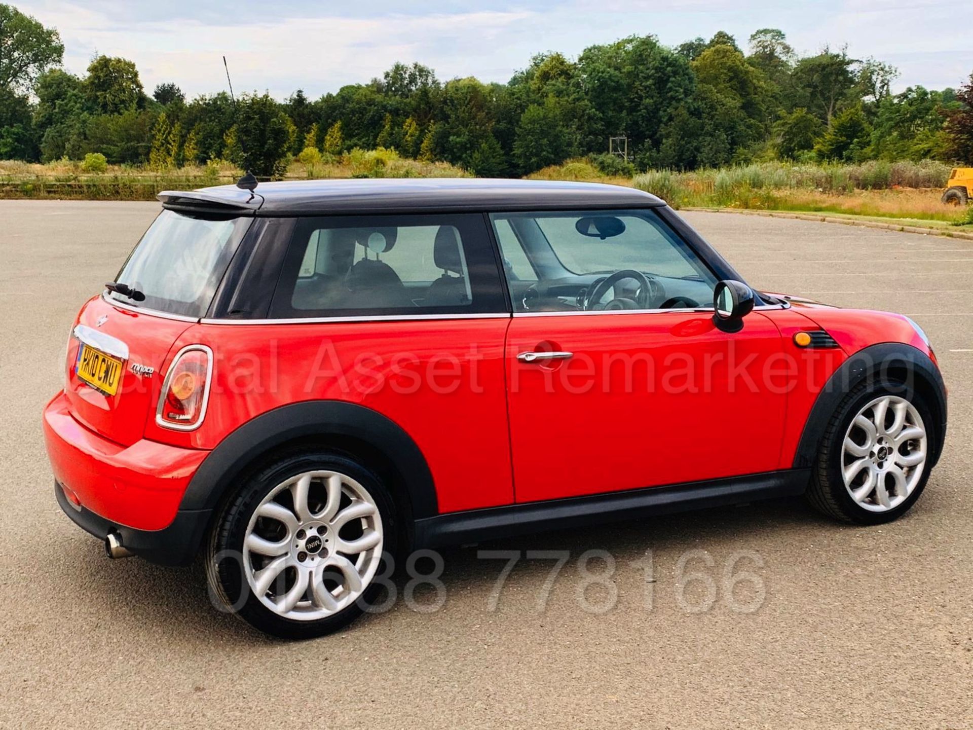 (On Sale) MINI COOPER *3 DOOR HATCHBACK* (2010) '1.6 PETROL - 122 BHP - 6 SPEED' *AIR CON* (NO VAT) - Image 11 of 33