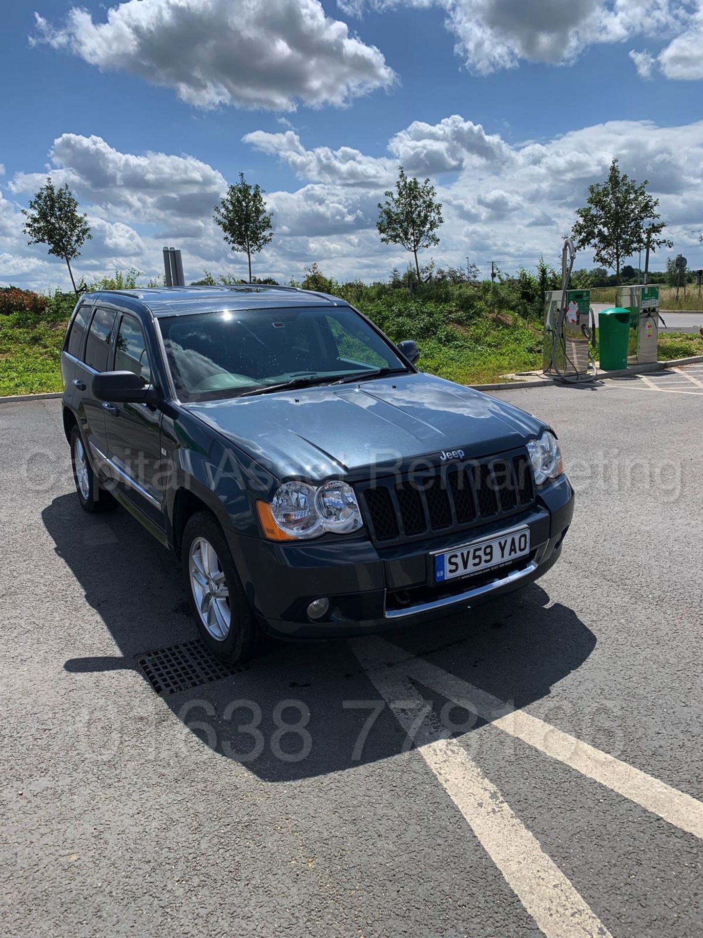 JEEP GRAND CHEROKEE *LIMITED CRD* SUV (2010 MODEL) '3.0 DIESEL -215 BHP - AUTO' *HUGE SPEC* (NO VAT)