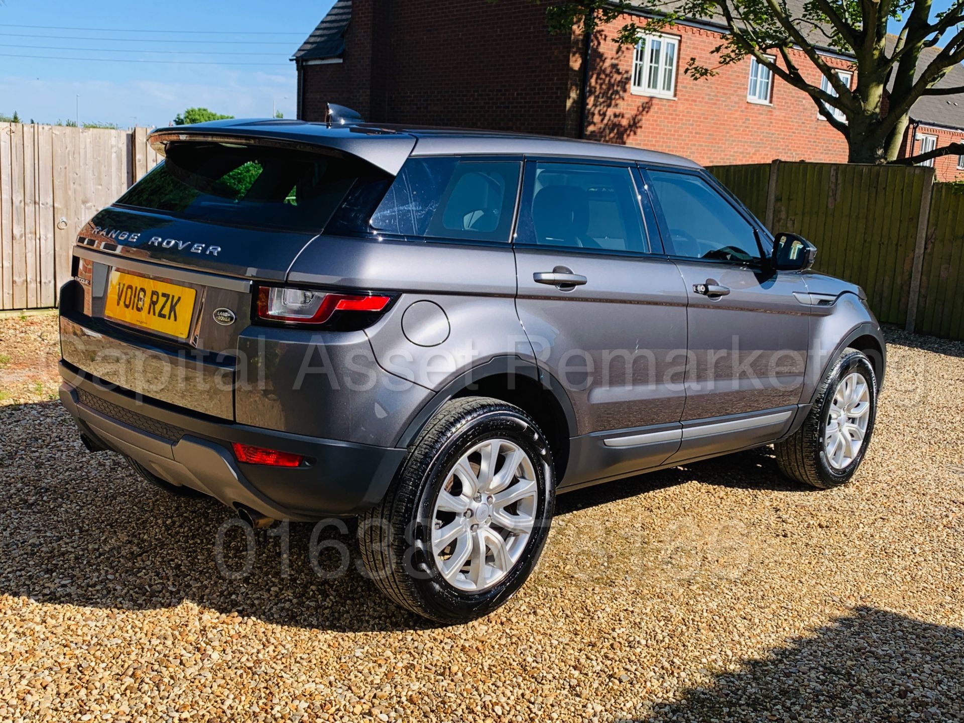 (On Sale) RANGE ROVER EVOQUE '5 DOOR' (2018) '2.0 TD4 -180 BHP- AUTO' *LEATHER -SAT NAV* (HUGE SPEC) - Image 11 of 55