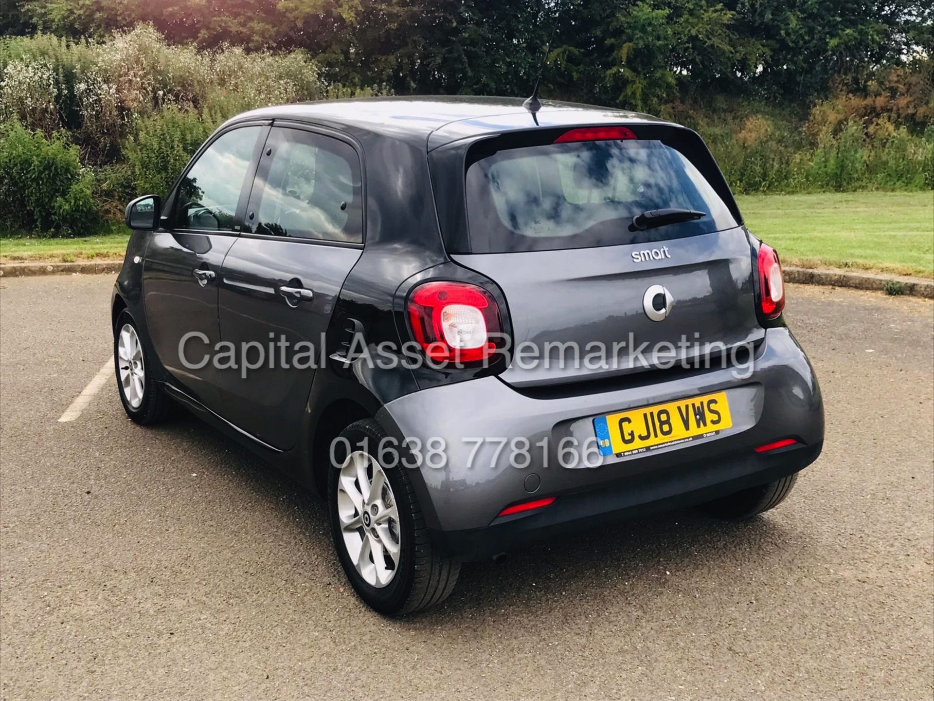 (ON SALE) MERCEDES SMART FORFOUR "PASSION" AUTO (2018-18 REG) 1 OWNER - LOW MILEAGE *AC & CLIMATE" - Image 8 of 35