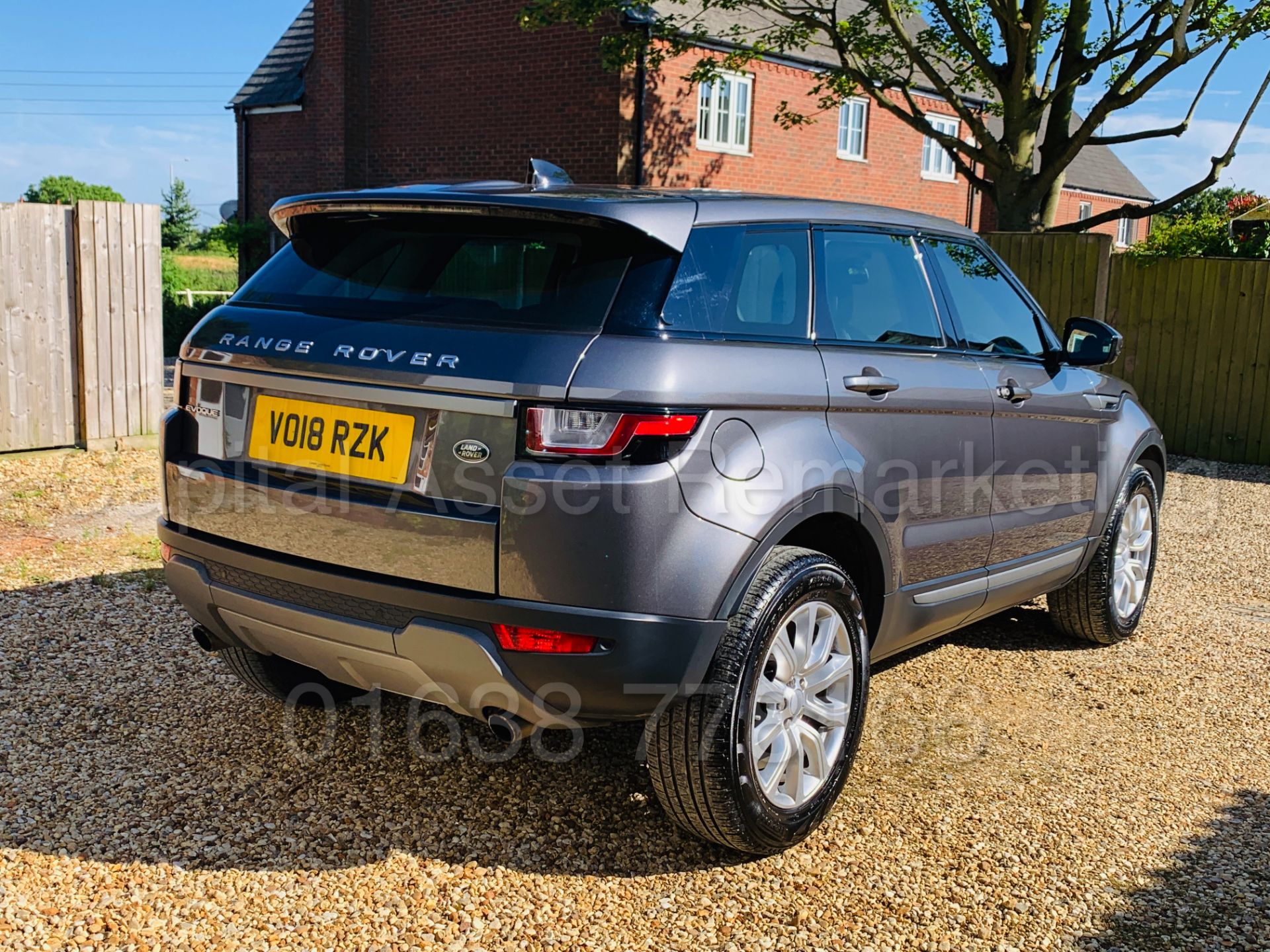 (On Sale) RANGE ROVER EVOQUE '5 DOOR' (2018) '2.0 TD4 -180 BHP- AUTO' *LEATHER -SAT NAV* (HUGE SPEC) - Image 10 of 55