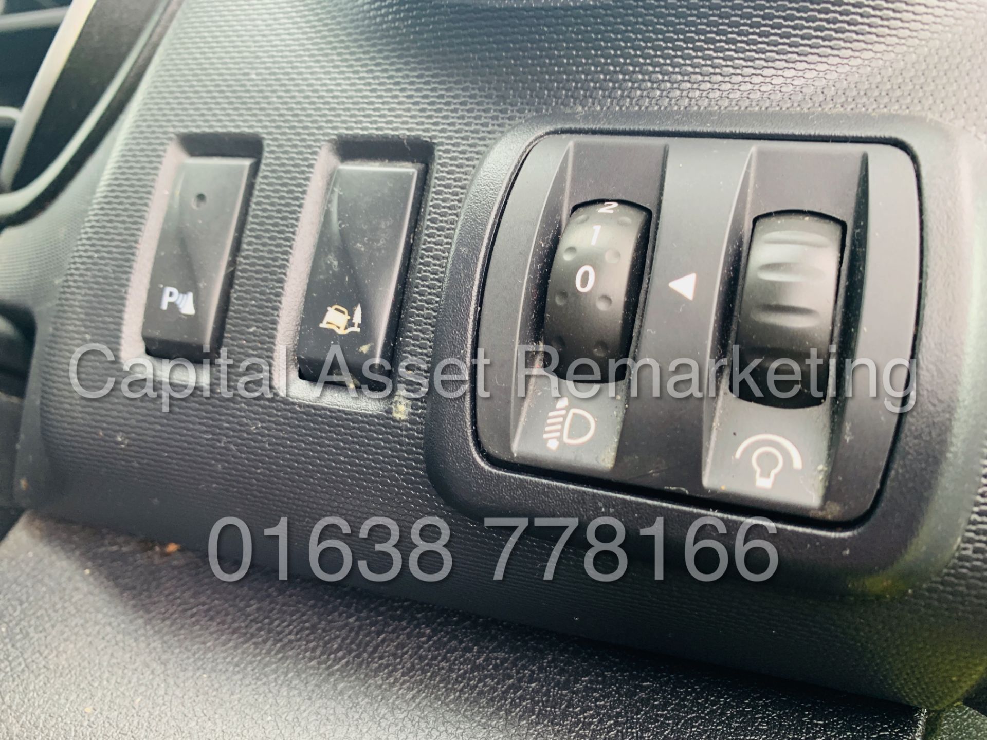 (On Sale) VAUXHALL VIVARO *SPORTIVE* CREW VAN (66 REG) '1.6 CDTI - 125 BHP -6 SPEED' *LOW MILES* - Image 24 of 37