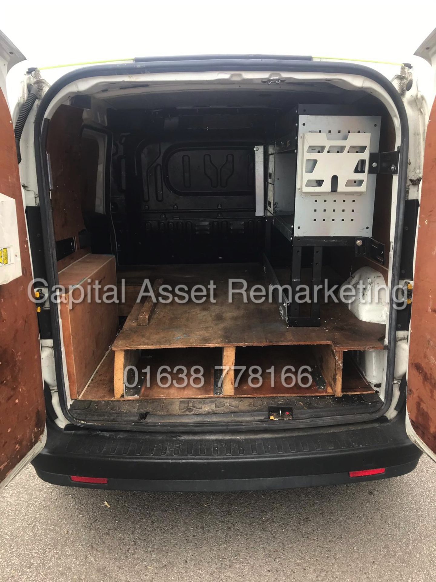 FIAT DOBLO 1.3 MULTIJET (15 REG - NEW SHAPE) SIDE DOOR - 1 OWNER FSH - Image 7 of 10