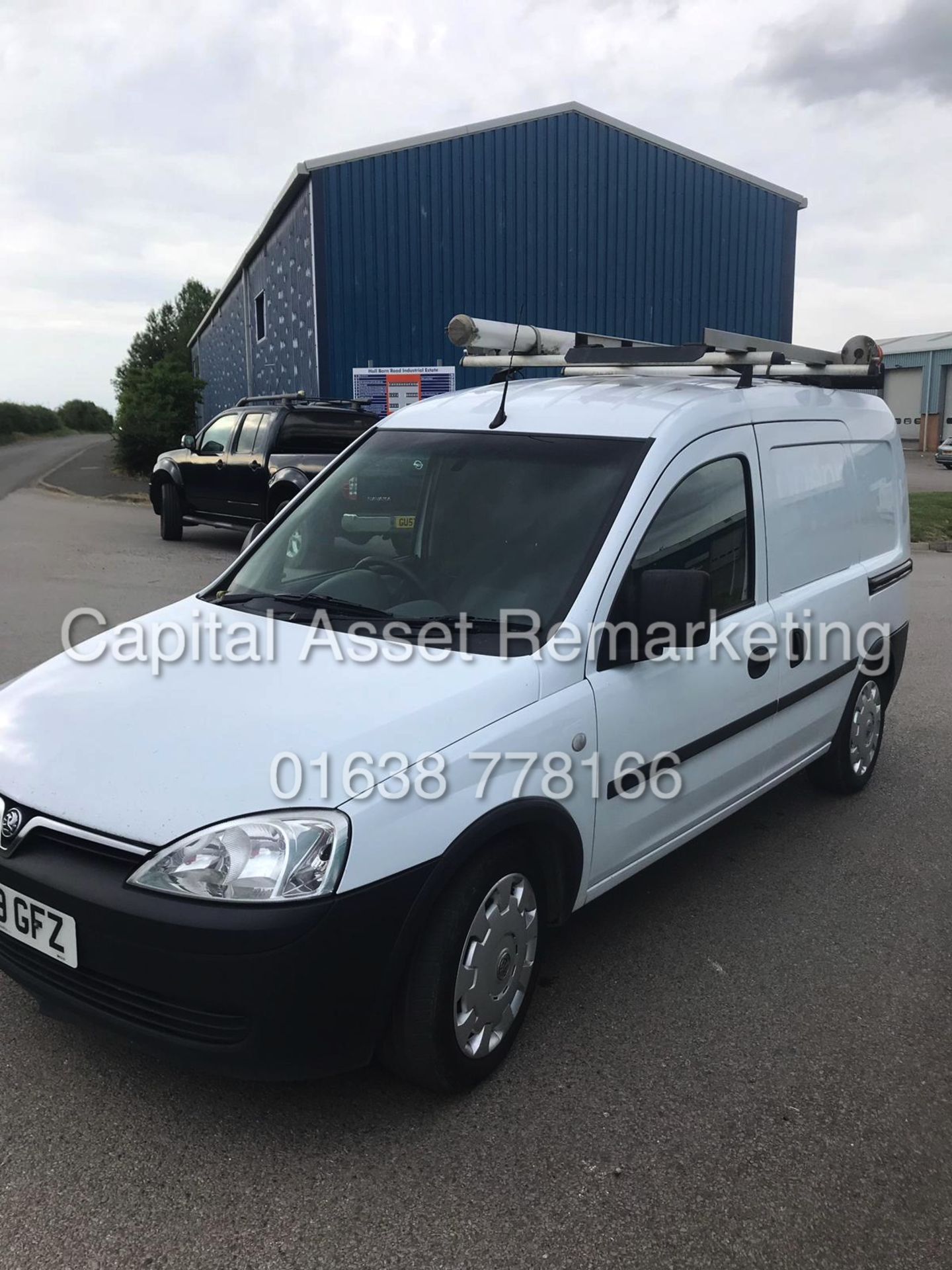 VAUXHALL COMBO 2000 CDTI (09 REG) 1 OWNER - SIDE DOOR - Image 2 of 5