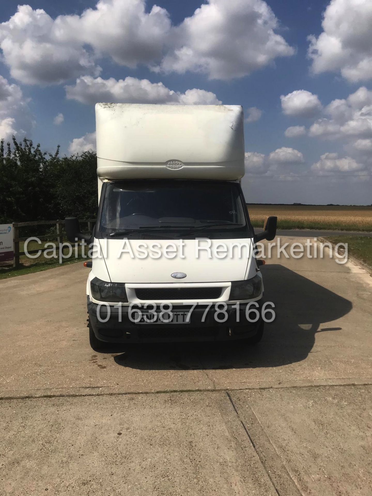 FORD TRANSIT 2.4TDCI "LUTON BOX VAN" TWIN REAR WHEELS (04 REG) 13 FOOT BODY *NO VAT* - Image 2 of 15