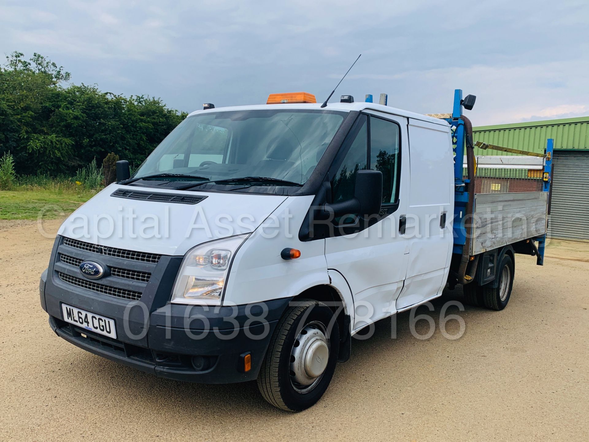 FORD TRANSIT T330 RWD *LWB - D/CAB DROPSIDE* (2015 MODEL) '2.2 TDCI - 125 BHP - 6 SPEED' *TAIL-LIFT* - Image 5 of 36