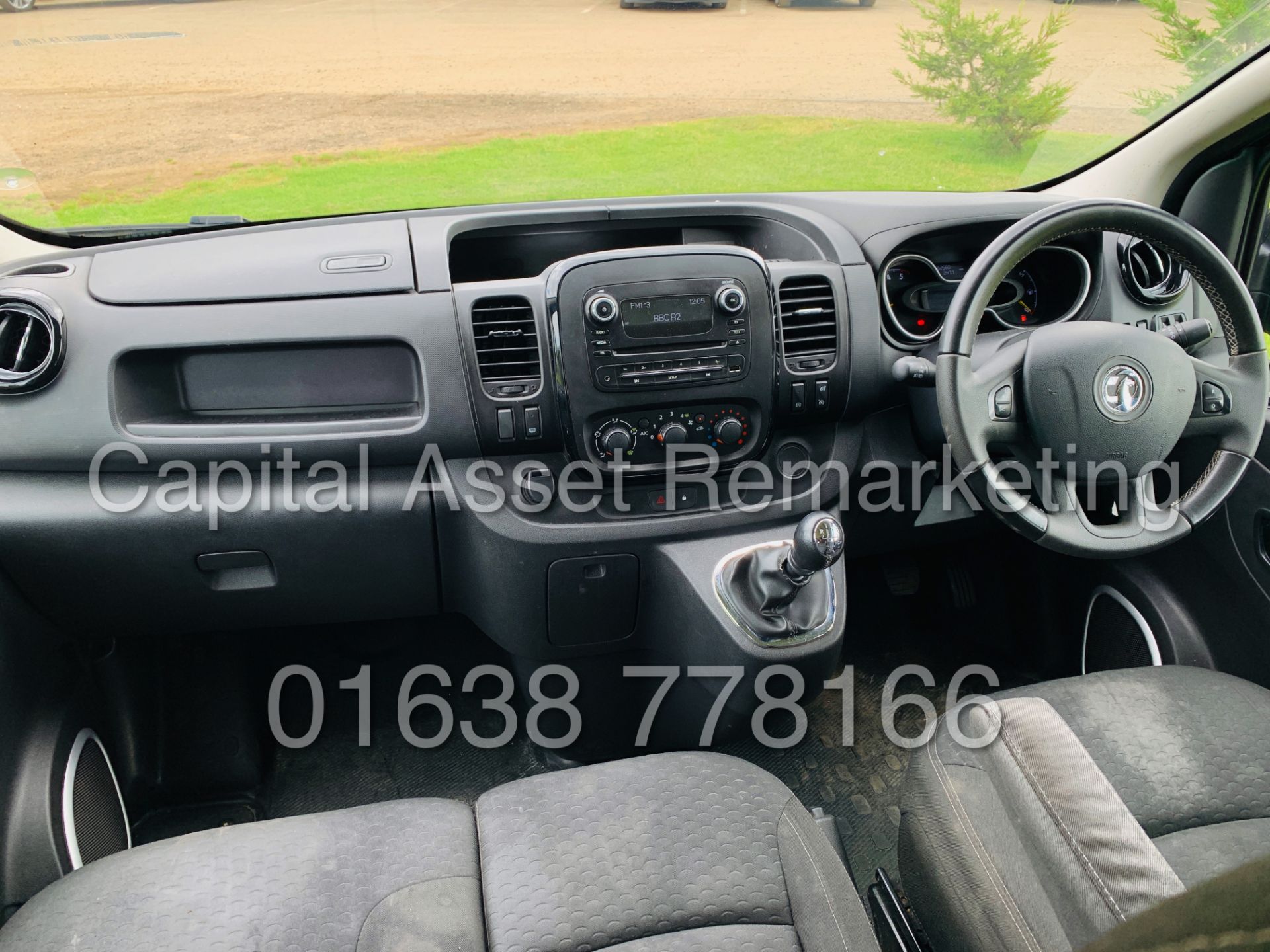 (On Sale) VAUXHALL VIVARO *SPORTIVE* CREW VAN (66 REG) '1.6 CDTI - 125 BHP -6 SPEED' *LOW MILES* - Image 19 of 37