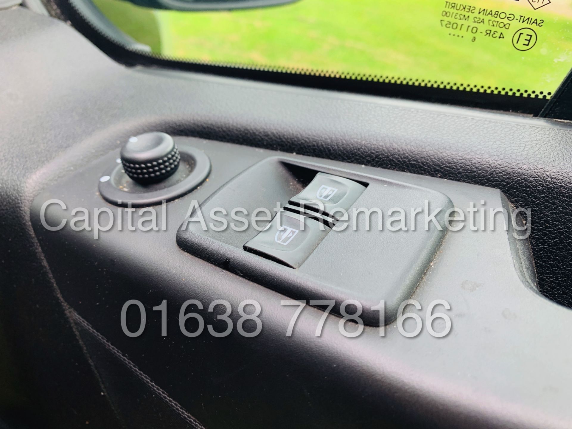 (On Sale) VAUXHALL VIVARO *SPORTIVE* CREW VAN (66 REG) '1.6 CDTI - 125 BHP -6 SPEED' *LOW MILES* - Image 20 of 37