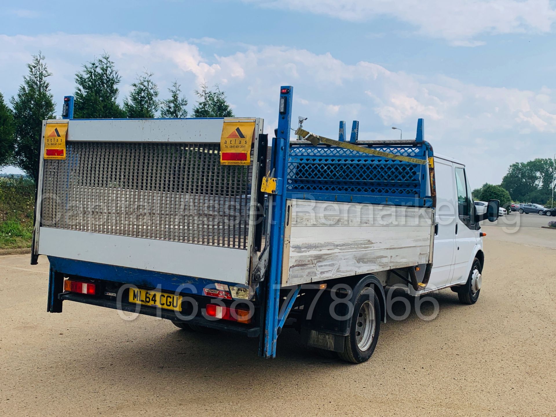 FORD TRANSIT T330 RWD *LWB - D/CAB DROPSIDE* (2015 MODEL) '2.2 TDCI - 125 BHP - 6 SPEED' *TAIL-LIFT* - Image 11 of 36