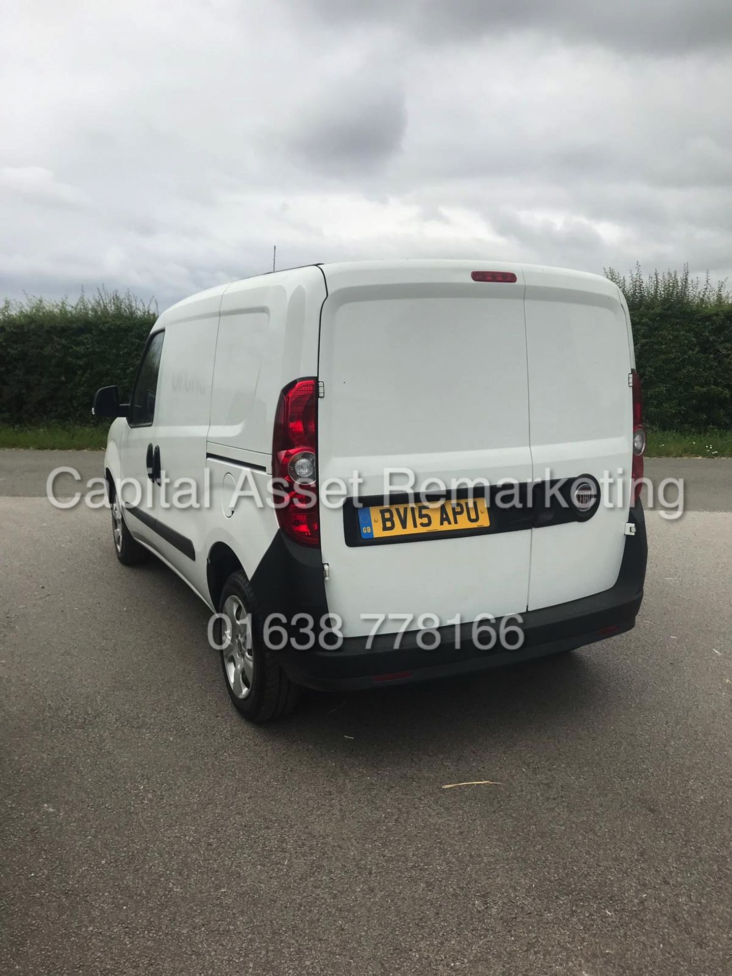 FIAT DOBLO 1.3 MULTIJET (15 REG - NEW SHAPE) SIDE DOOR - 1 OWNER FSH - Image 2 of 10