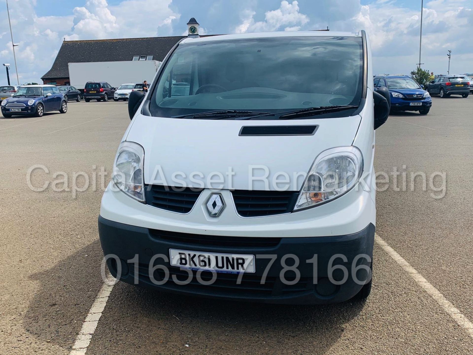 RENAULT TRAFIC SL27 DCI 115 *SWB - PANEL VAN* (2012 MODEL) '2.0 DCI - 115 BHP - 6 SPEED' **SAT NAV** - Image 2 of 24