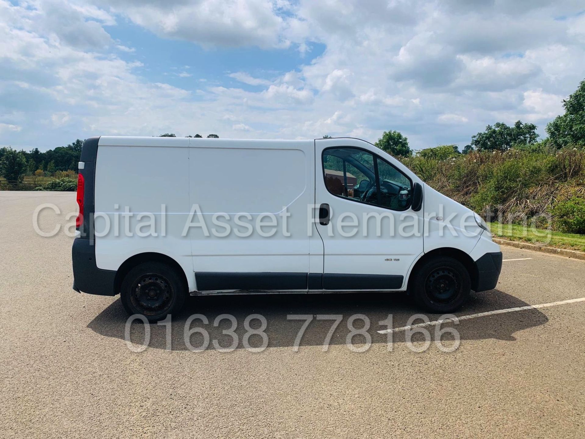 RENAULT TRAFIC SL27 DCI 115 *SWB - PANEL VAN* (2012 MODEL) '2.0 DCI - 115 BHP - 6 SPEED' **SAT NAV** - Image 9 of 24