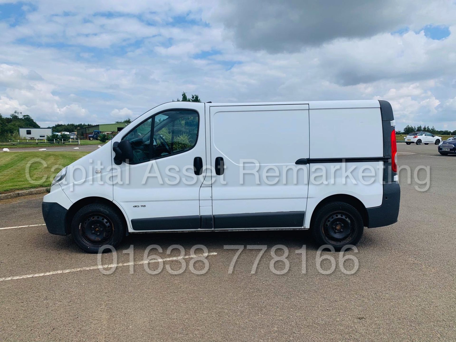 RENAULT TRAFIC SL27 DCI 115 *SWB - PANEL VAN* (2012 MODEL) '2.0 DCI - 115 BHP - 6 SPEED' **SAT NAV** - Image 5 of 24