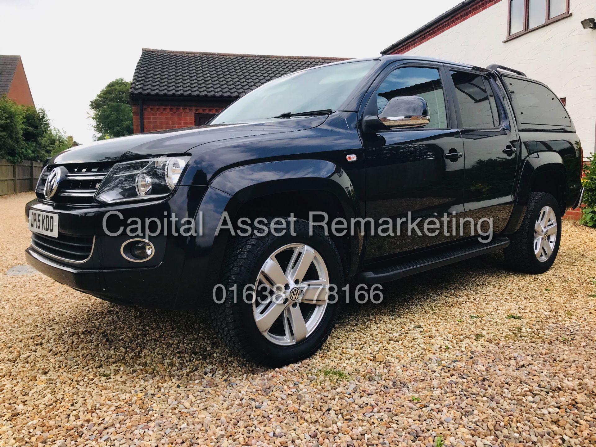 On Sale VOLKSWAGEN AMAROK 2.0TDI DSG "HIGHLINE - BLACK EDITION" D/C 4MOTION (15 REG) LEATHER - NAV - Image 2 of 30