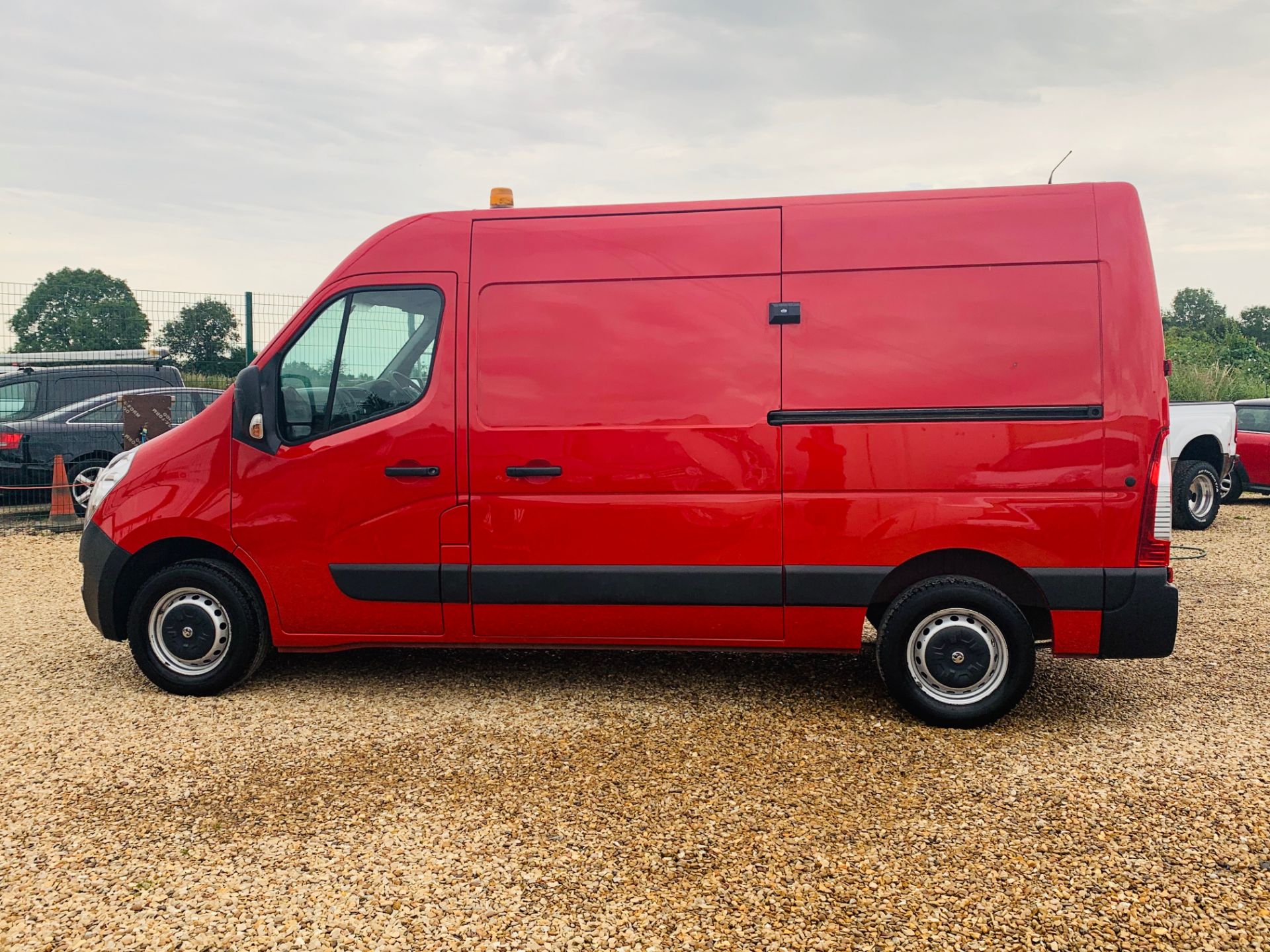 VAUXHALL MOVANO 2.3CDTI MEDIUM WHEEL BASE - 2015 REG - 1 KEEPER - AIR CON - LOW MILES - WOW!!! - Image 6 of 26